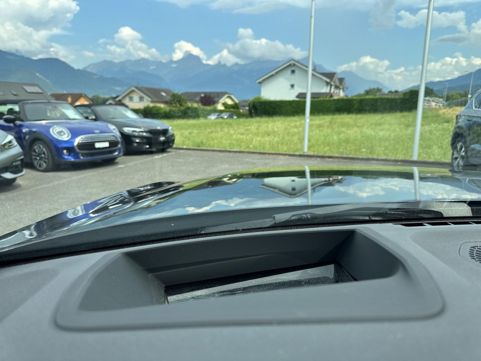BMW M240i xDrive Coupé (CH)-image-25
