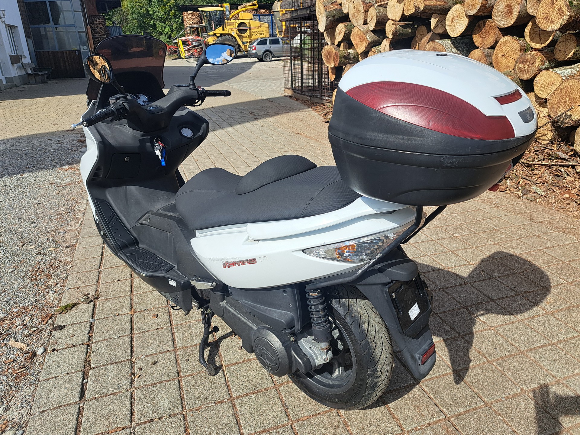 KYMCO Xciting 300 R i-image-6