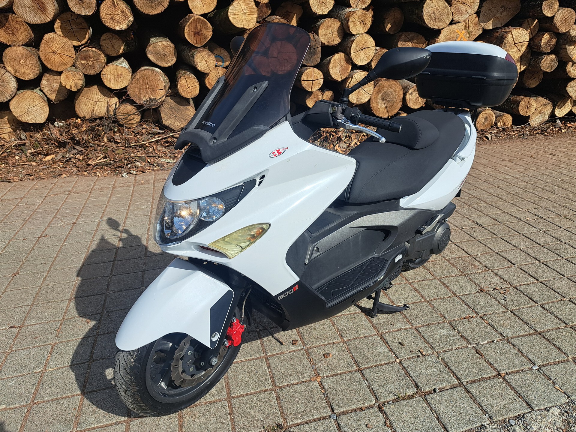 KYMCO Xciting 300 R i-image-8