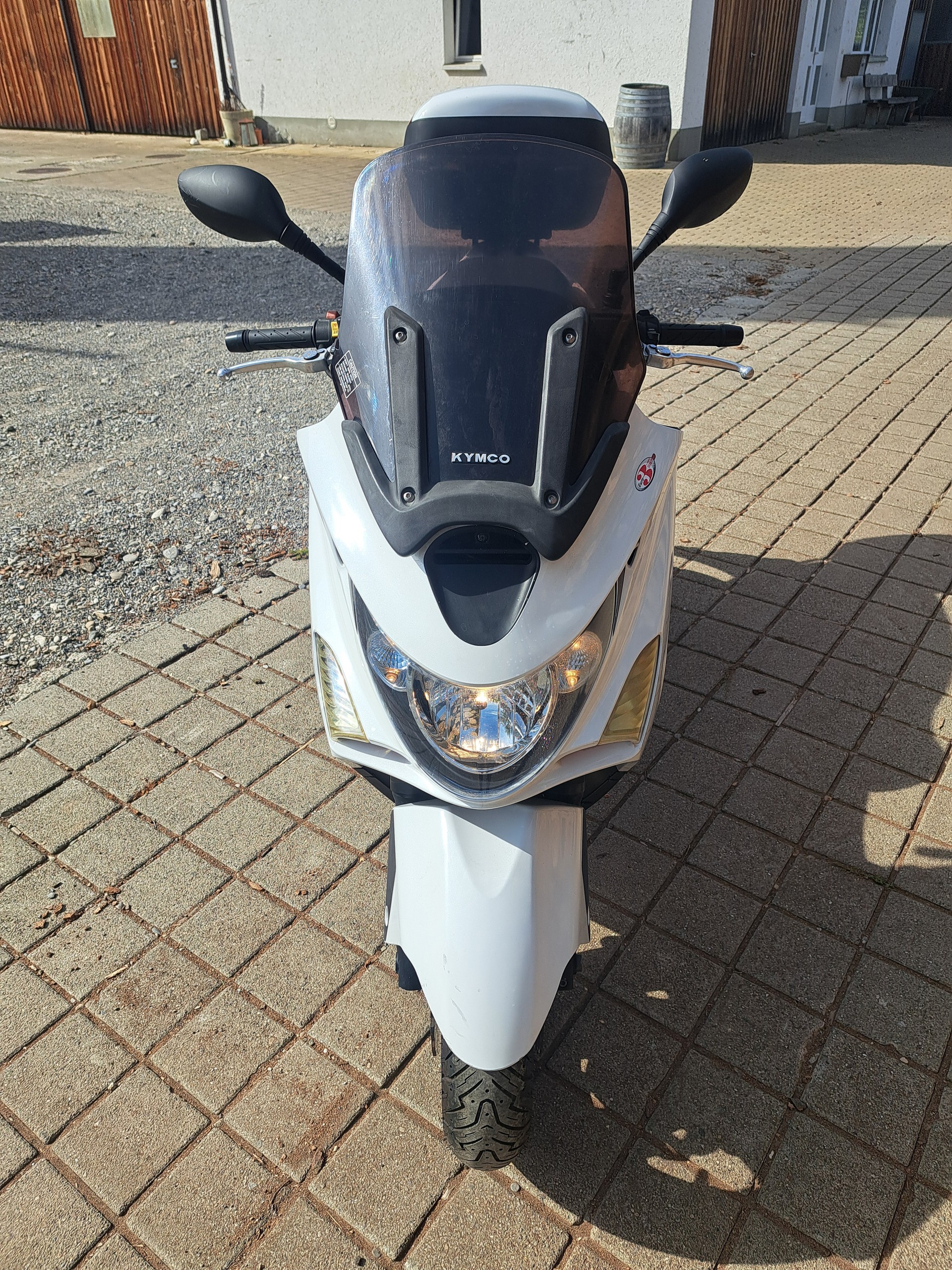 KYMCO Xciting 300 R i-image-2