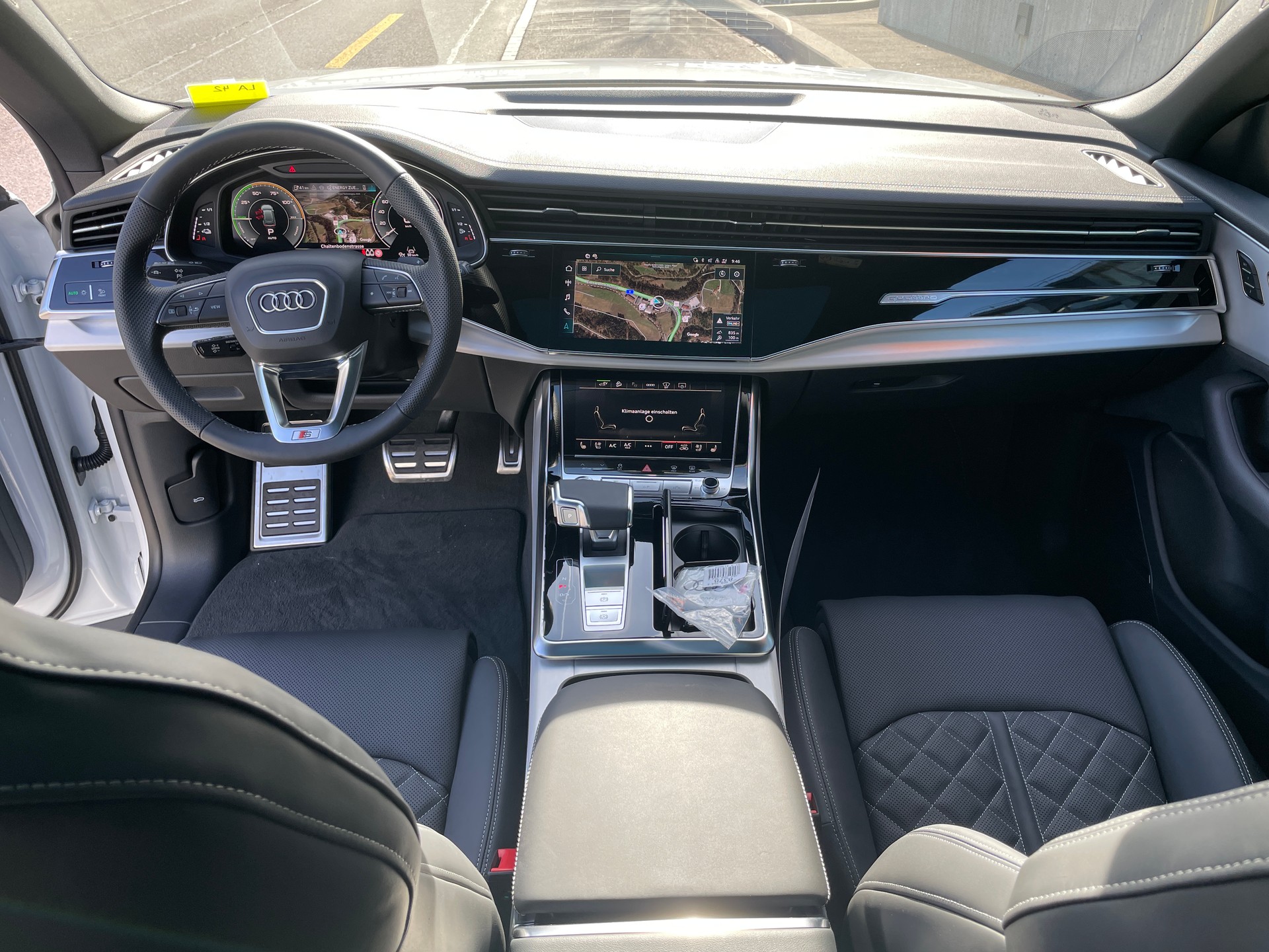 AUDI Q8 60 TFSI e quattro PHEV tiptronic-image-18