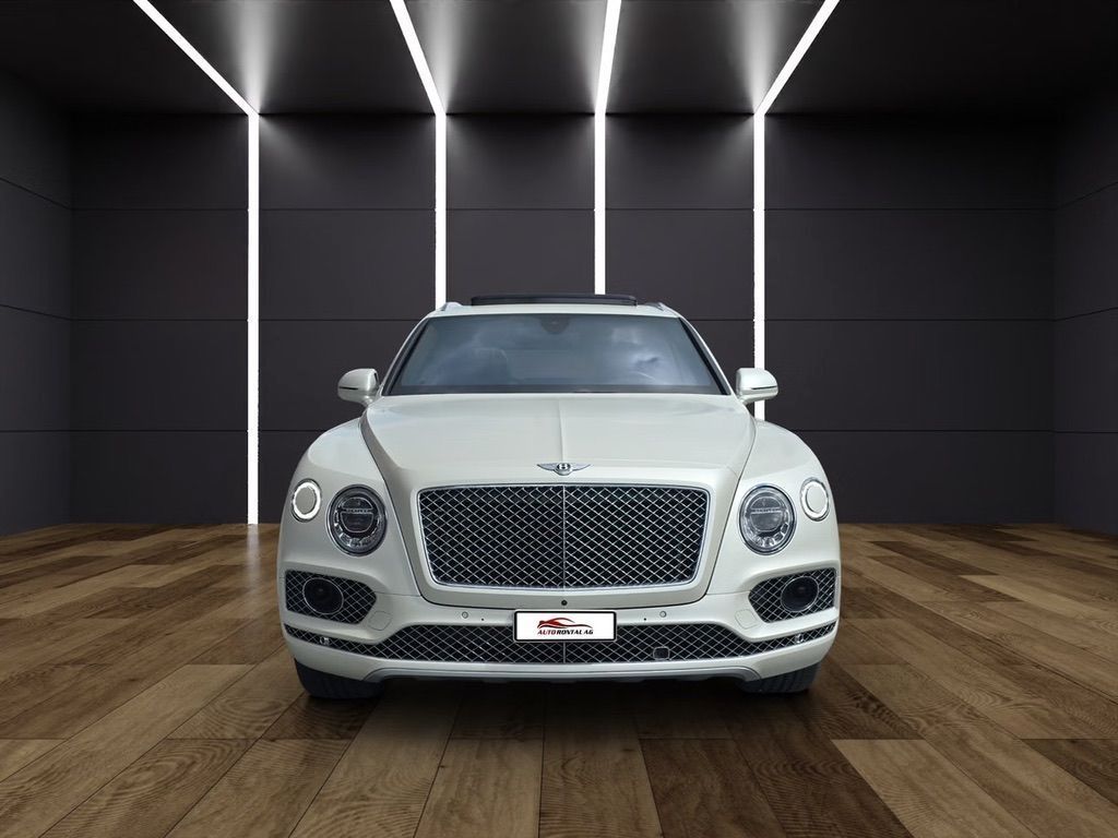 BENTLEY Bentayga W12-showroom-element-2