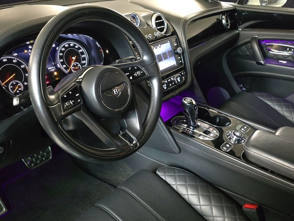 BENTLEY Bentayga W12-image-13