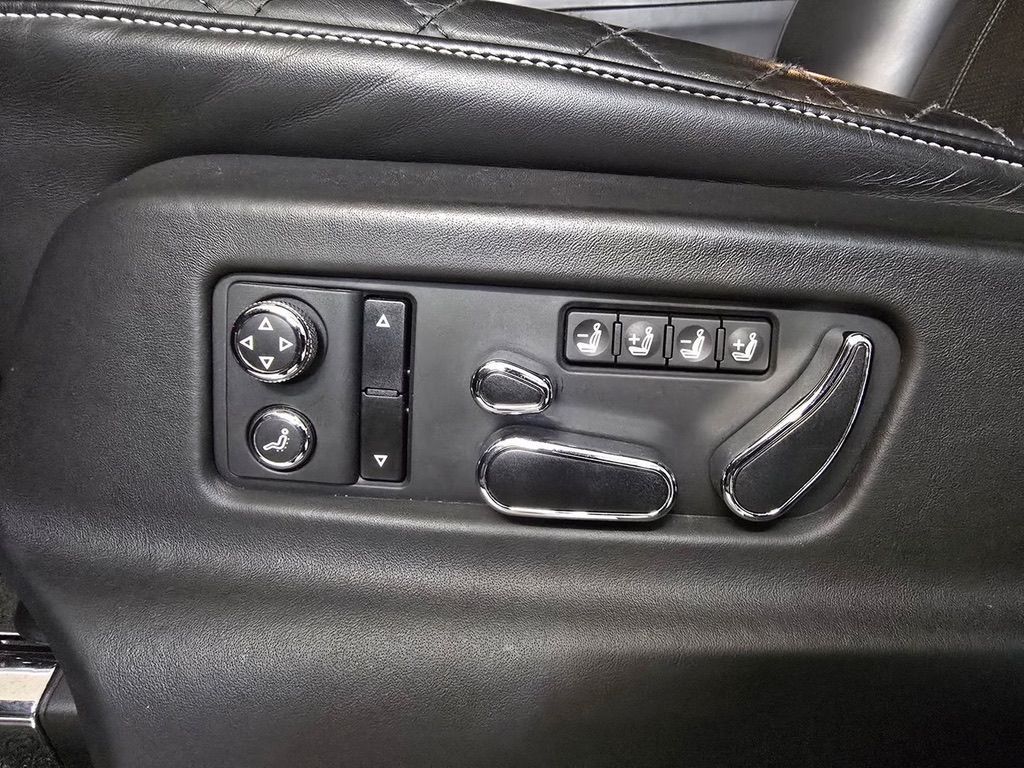 BENTLEY Bentayga W12-image-27