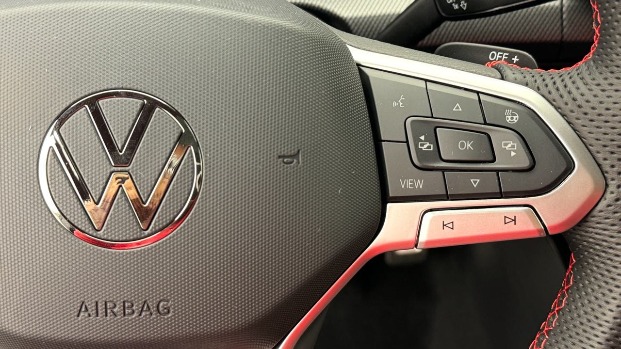 VW Golf 2.0 TSI GTI DSG-image-9