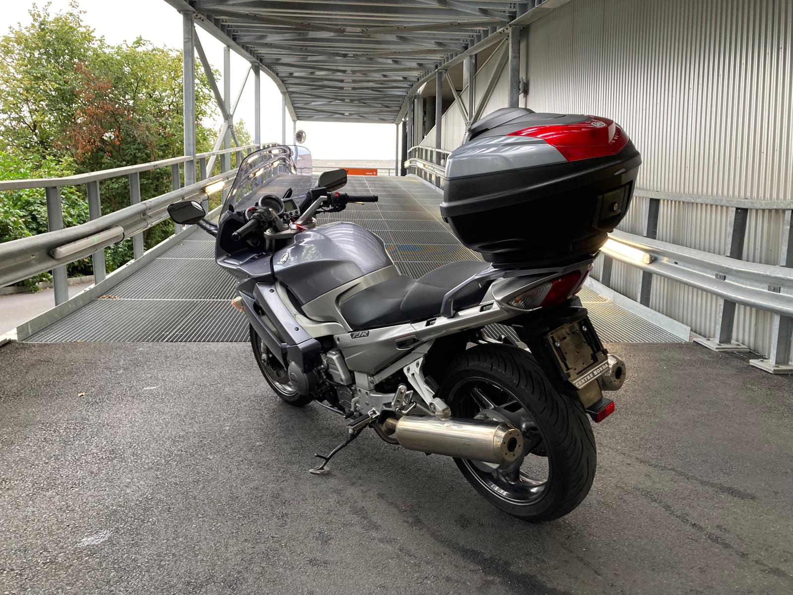 YAMAHA FJR 1300 AS/ABS-showroom-element-3