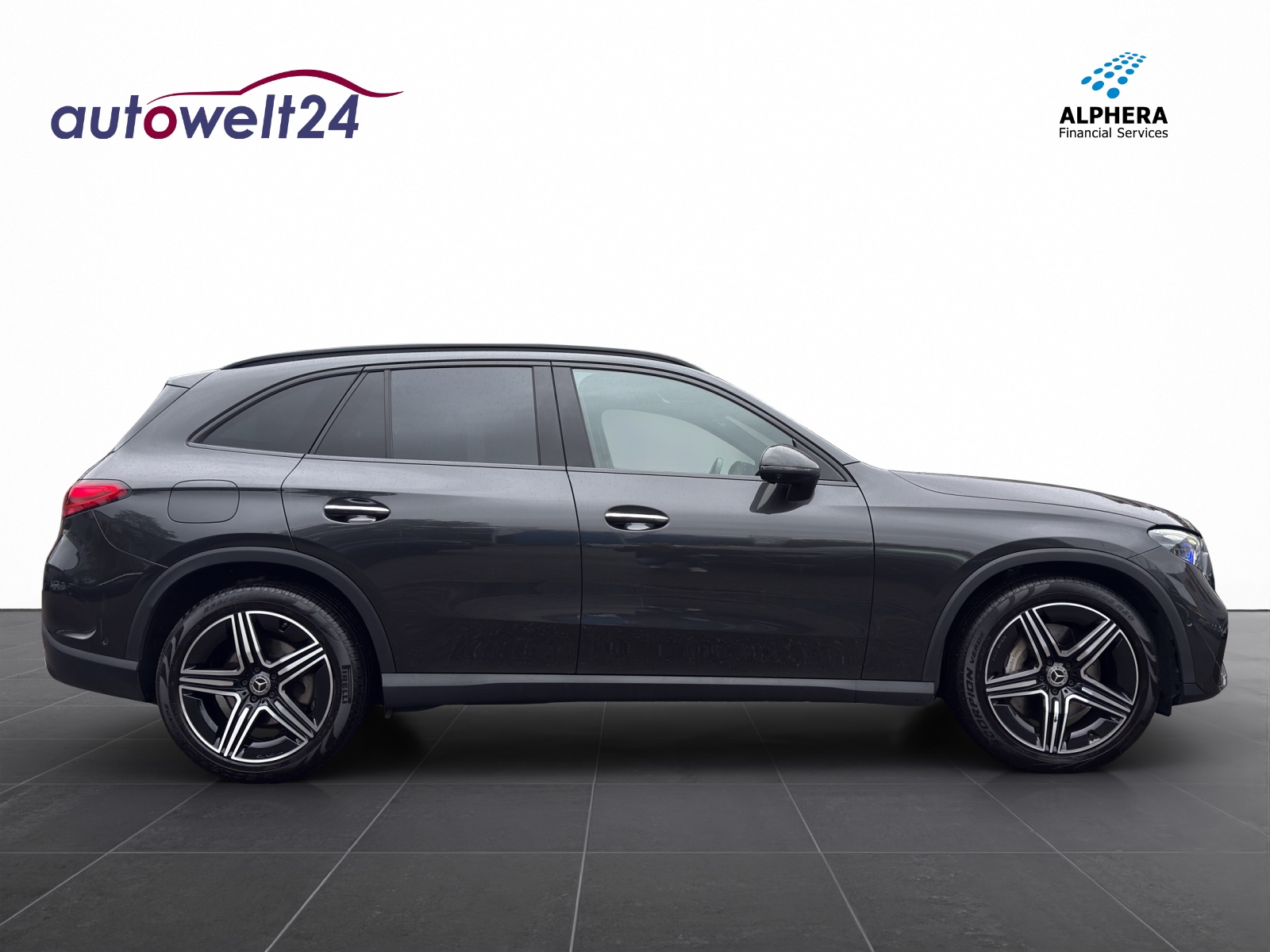 MERCEDES-BENZ GLC 220 d 4Matic 9G-Tronic AMG-LINE!!!-showroom-element-3