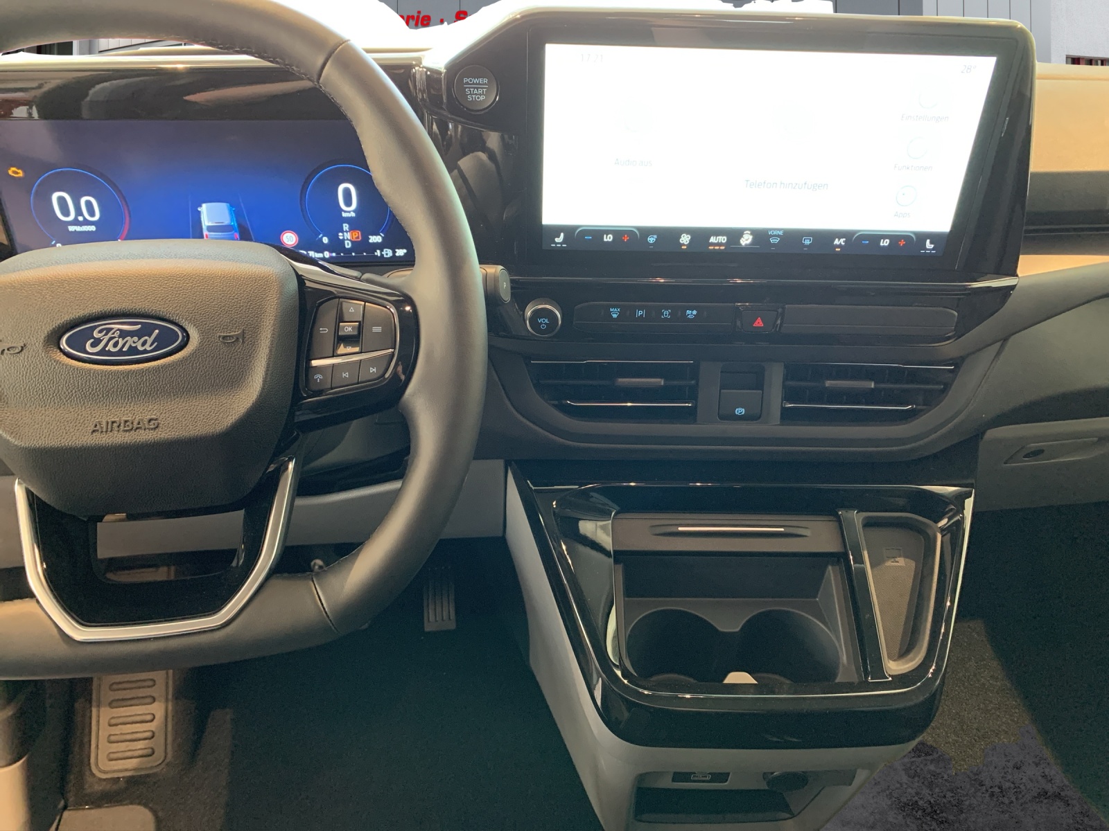 FORD Tourneo C Bus 320 L1 2.0 EcoBlue 170 Titanium-image-7