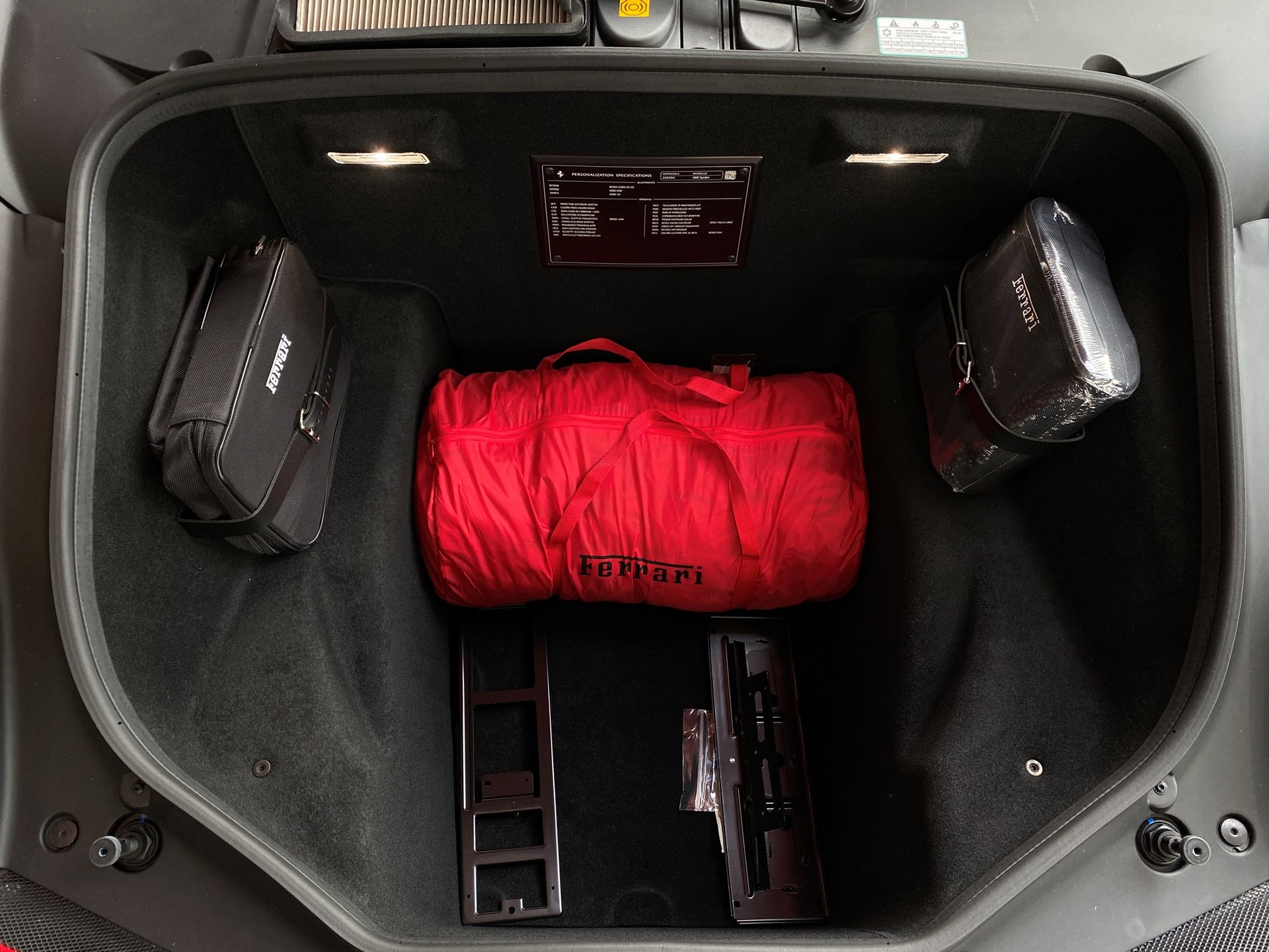 FERRARI 488 Spider 3.9 V8-image-13