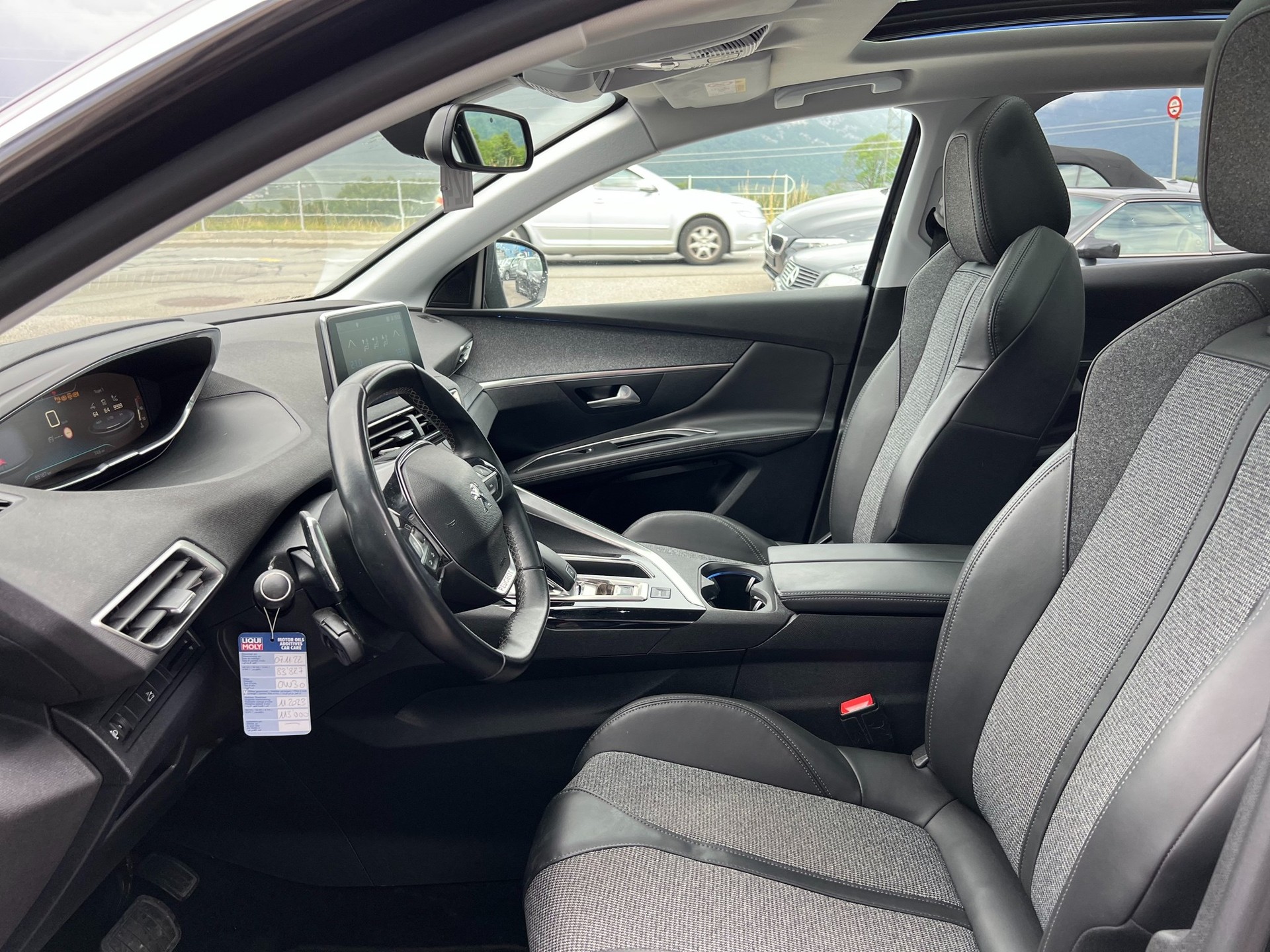 PEUGEOT 3008 1.6 THP Allure EAT-image-5
