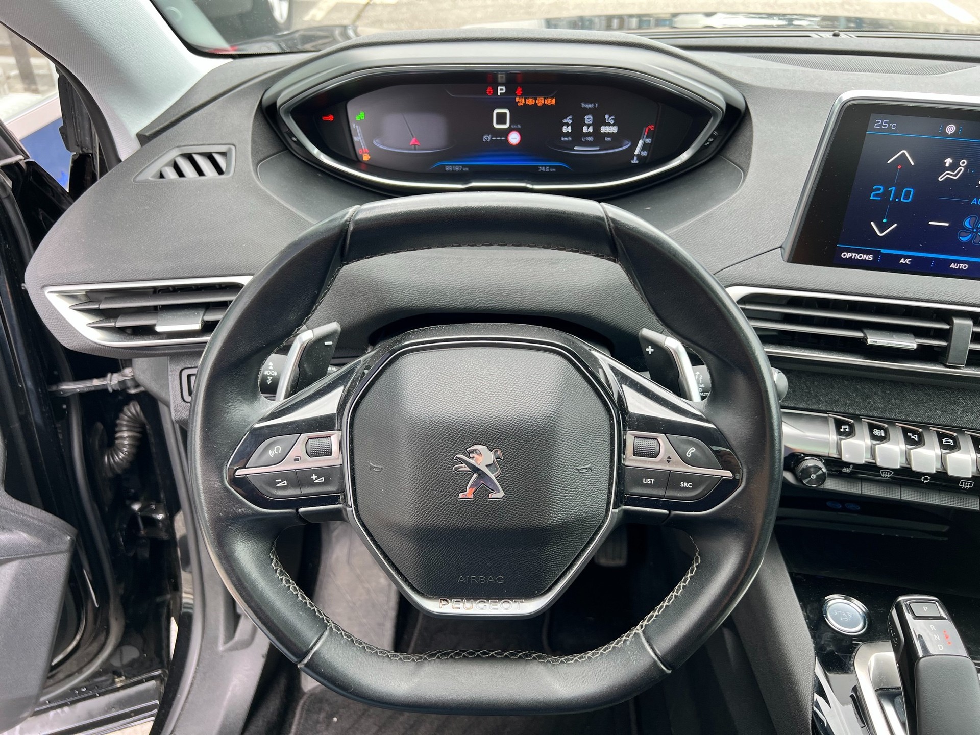 PEUGEOT 3008 1.6 THP Allure EAT-image-6