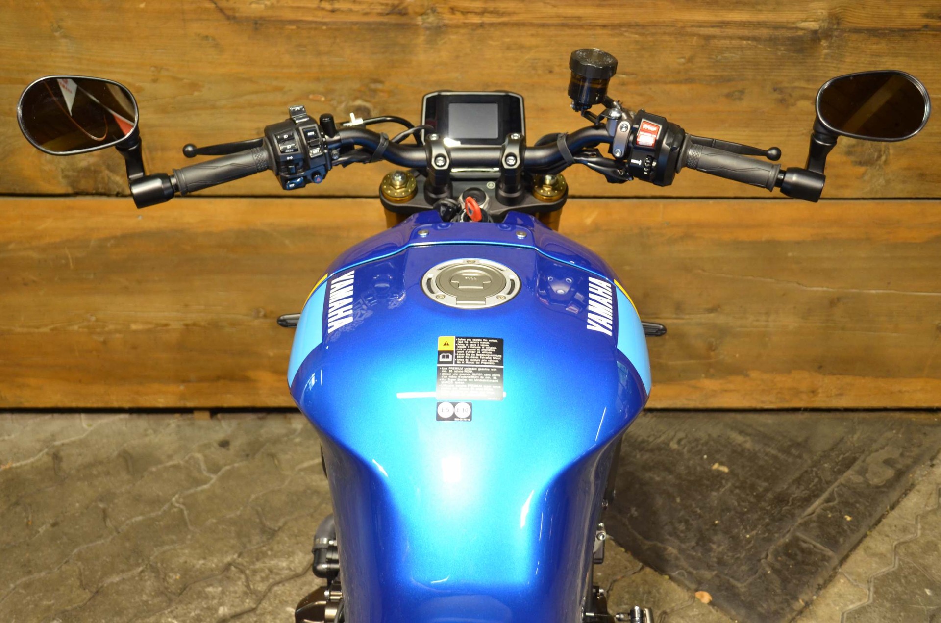 YAMAHA XSR 900 ABS 35kW-image-2