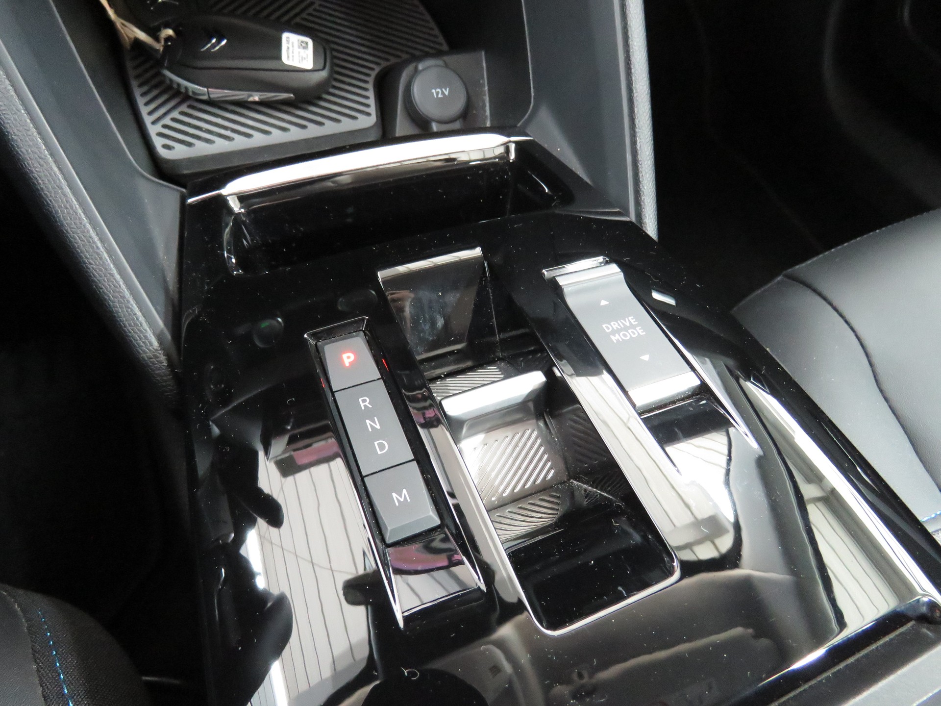 CITROEN C4 X 1.2 Pure Tech Swiss Edition EAT8 (Automat)-image-20