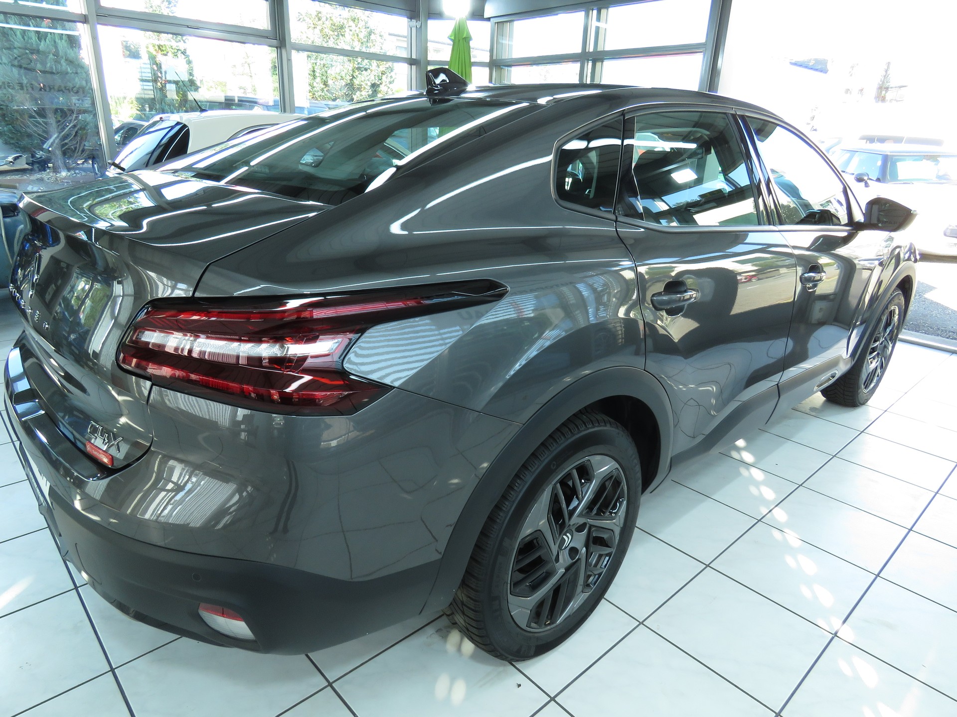 CITROEN C4 X 1.2 Pure Tech Swiss Edition EAT8 (Automat)-showroom-element-3