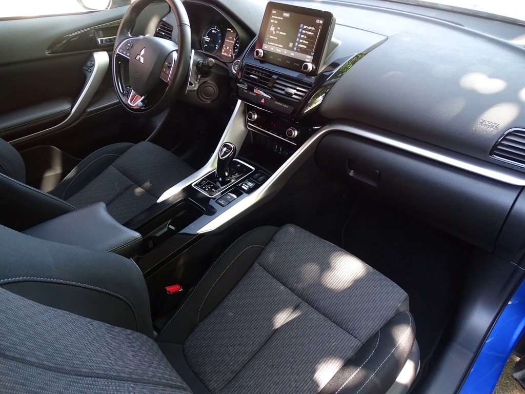 MITSUBISHI Eclipse Cross 2.4 PHEV Inform 4WD-image-7