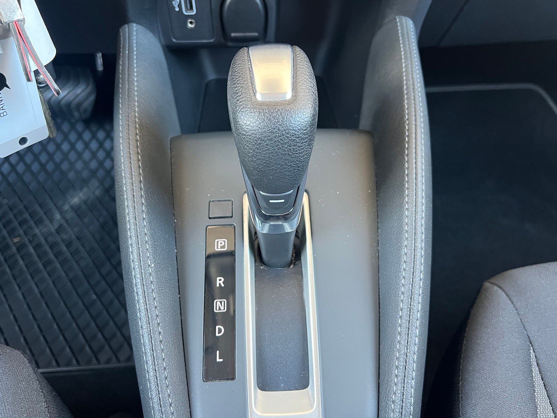 NISSAN Micra IG-T acenta-image-9