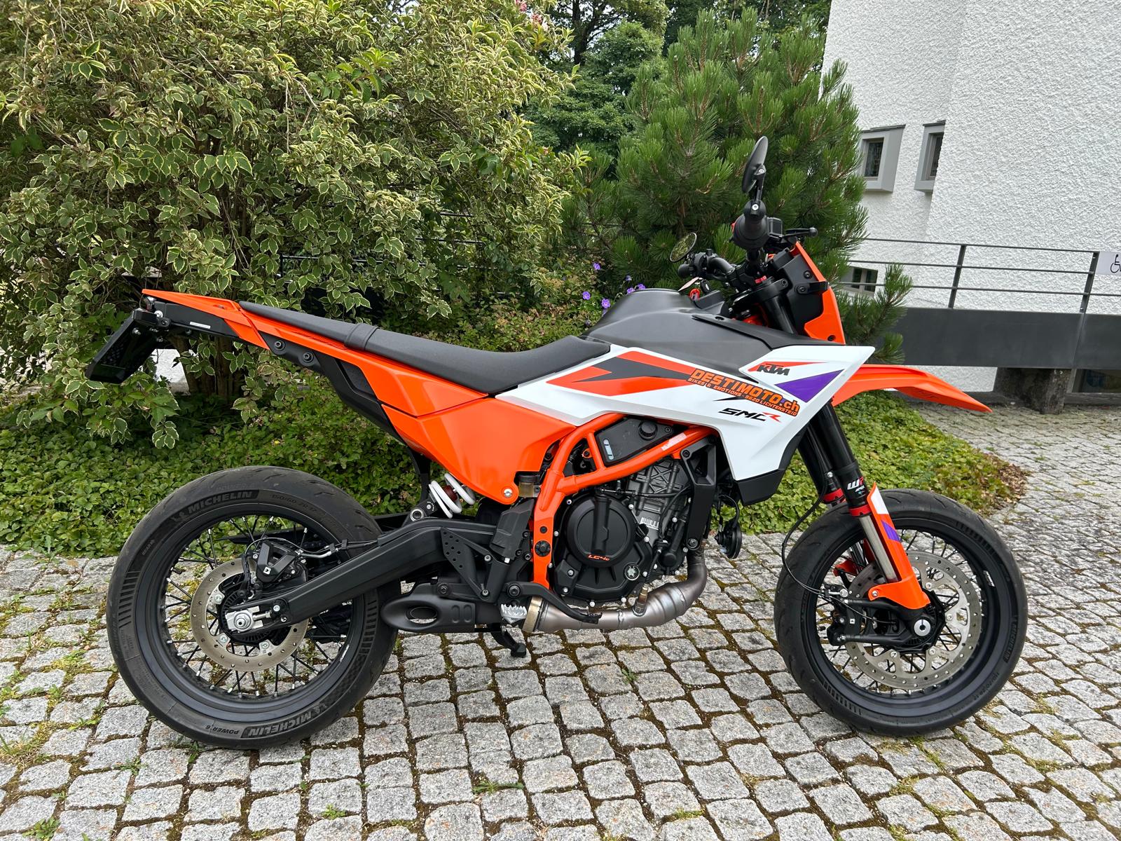 KTM SMC R