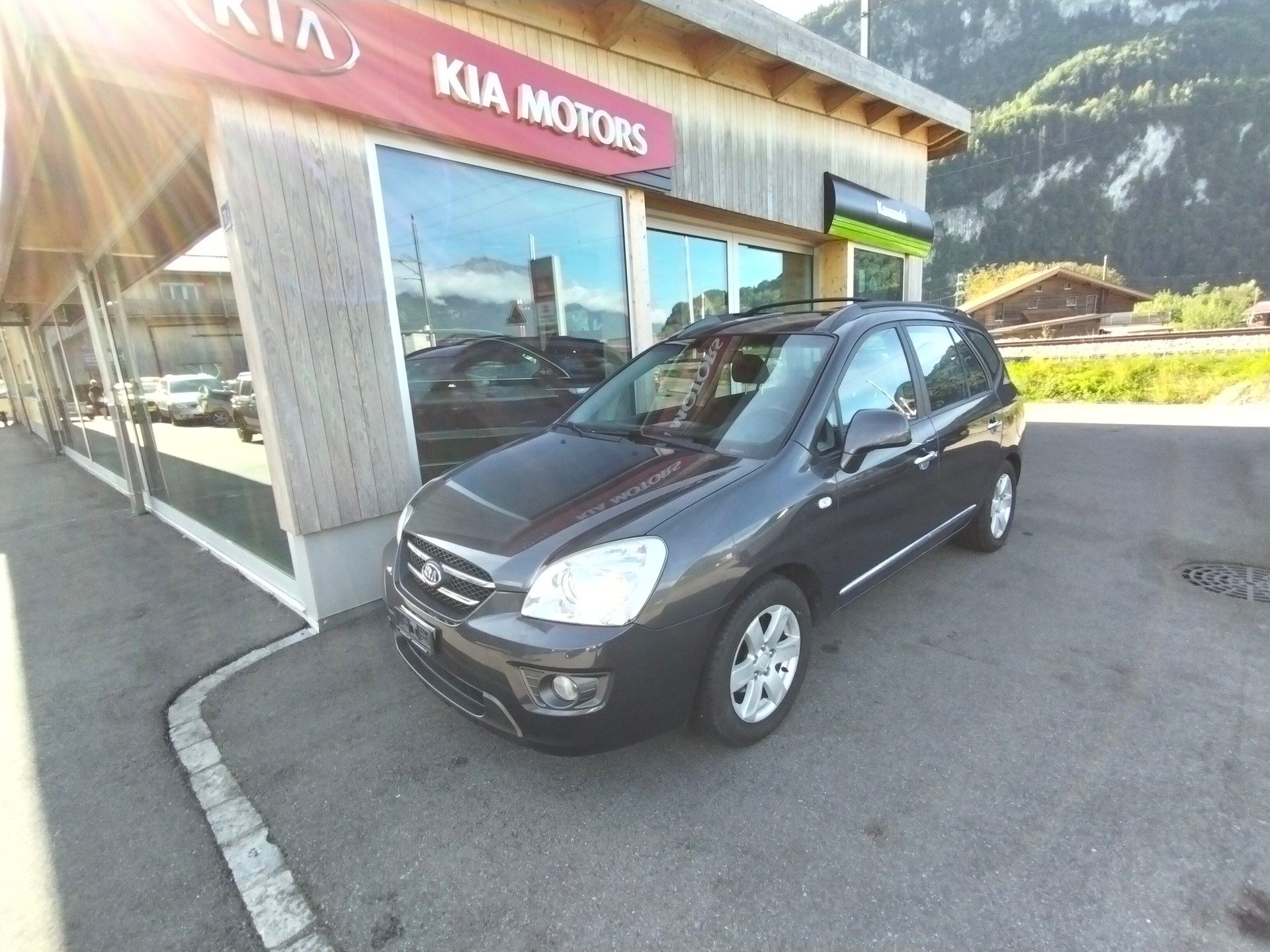 KIA Carens 2.0 CVVT Classic