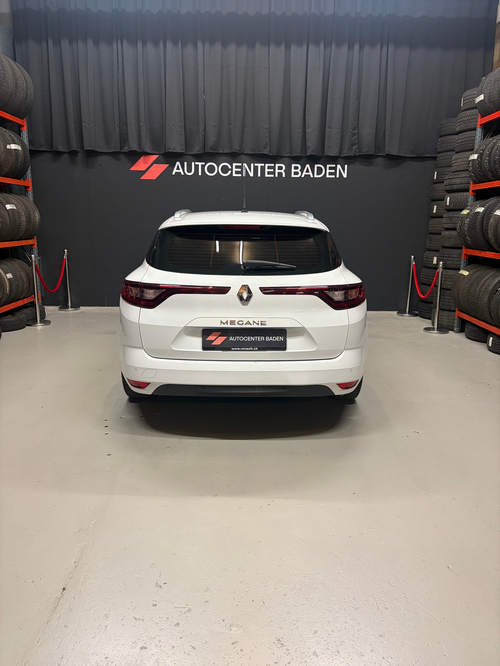 RENAULT Mégane Grandtour 1.5 dCi Business EDC-image-5