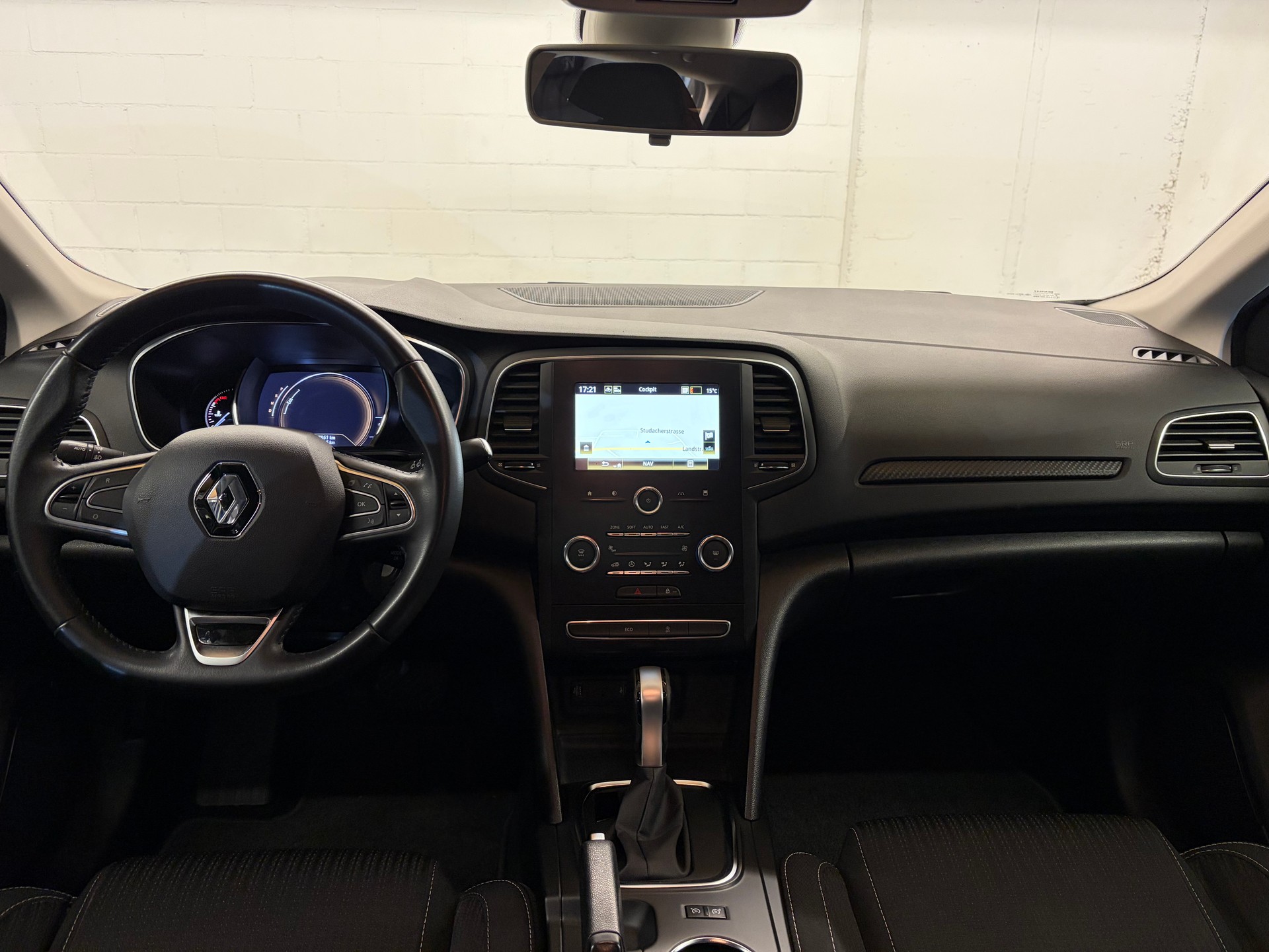 RENAULT Mégane Grandtour 1.5 dCi Business EDC-image-7