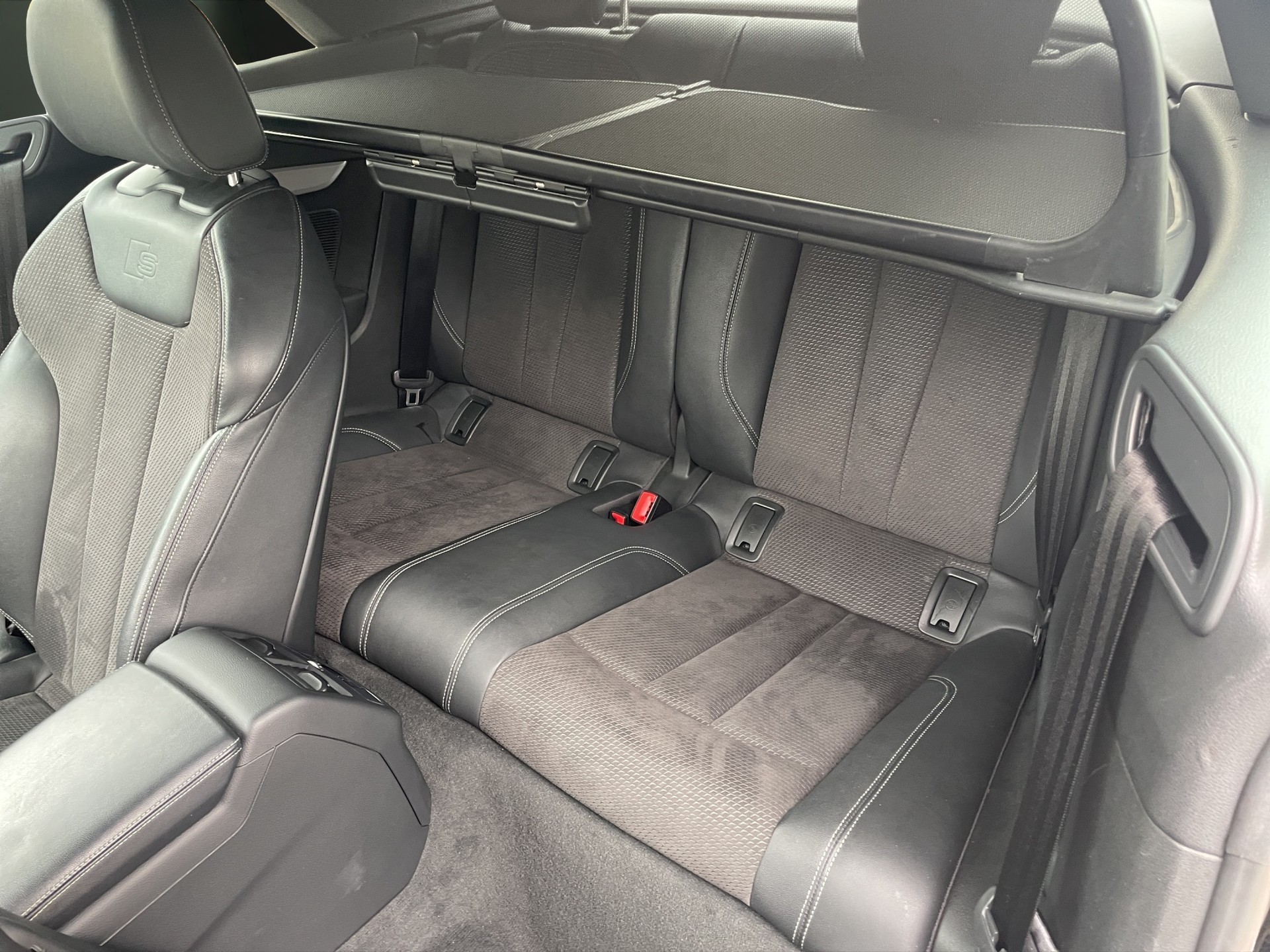 AUDI S5 Cabriolet 3.0 TFSI quattro tiptronic-image-15
