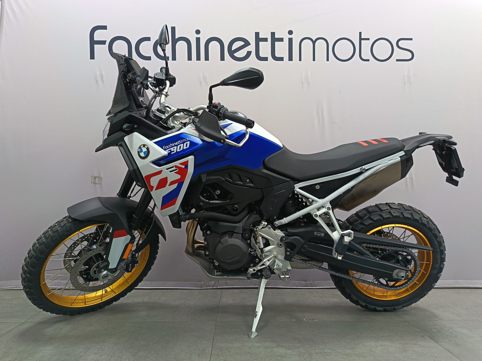 BMW F 900 GS Trophy *** Leasing 3.9% ***-image-3