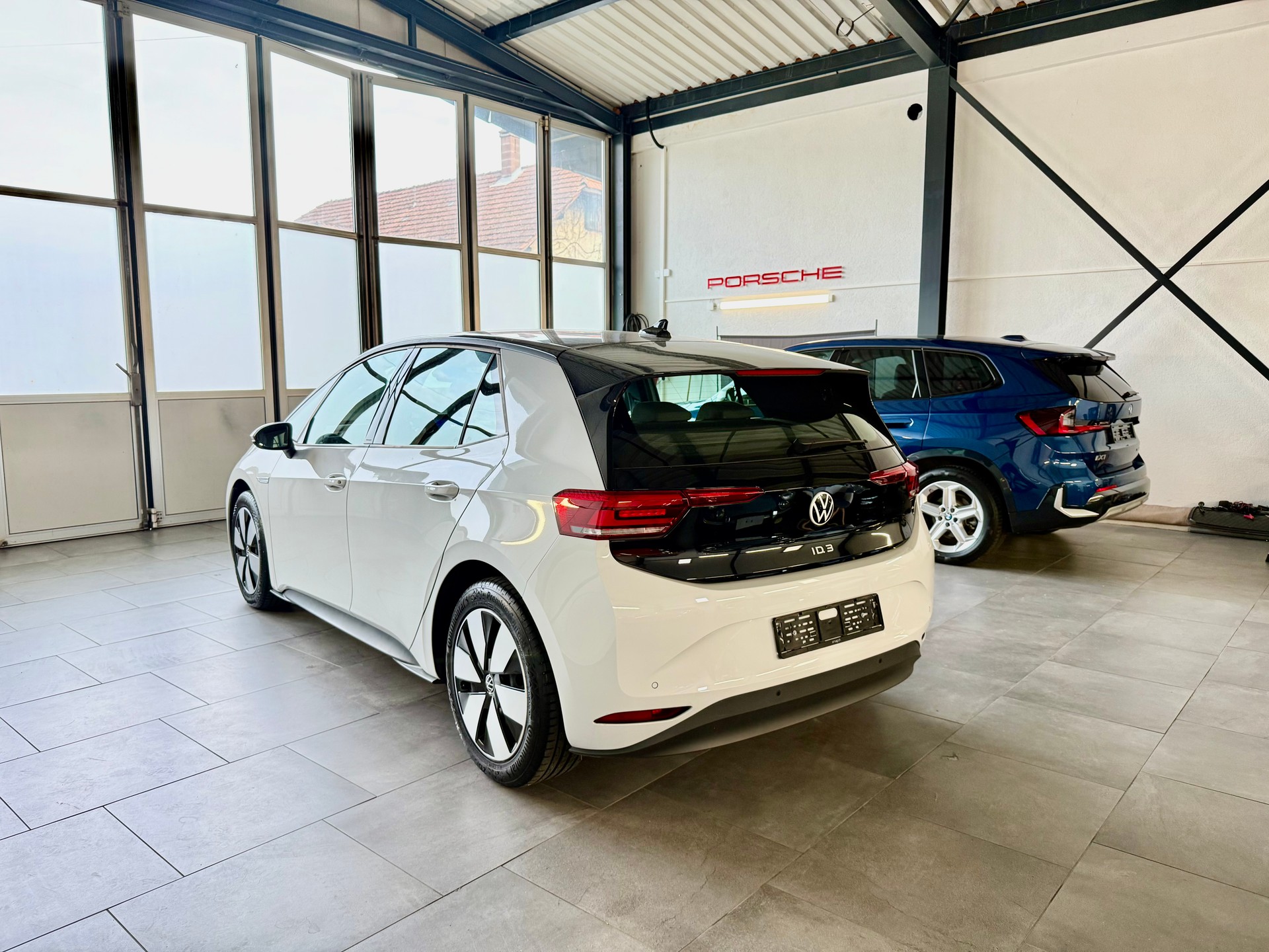 VW ID.3 Pro 58 kWh Sport Pro-image-1