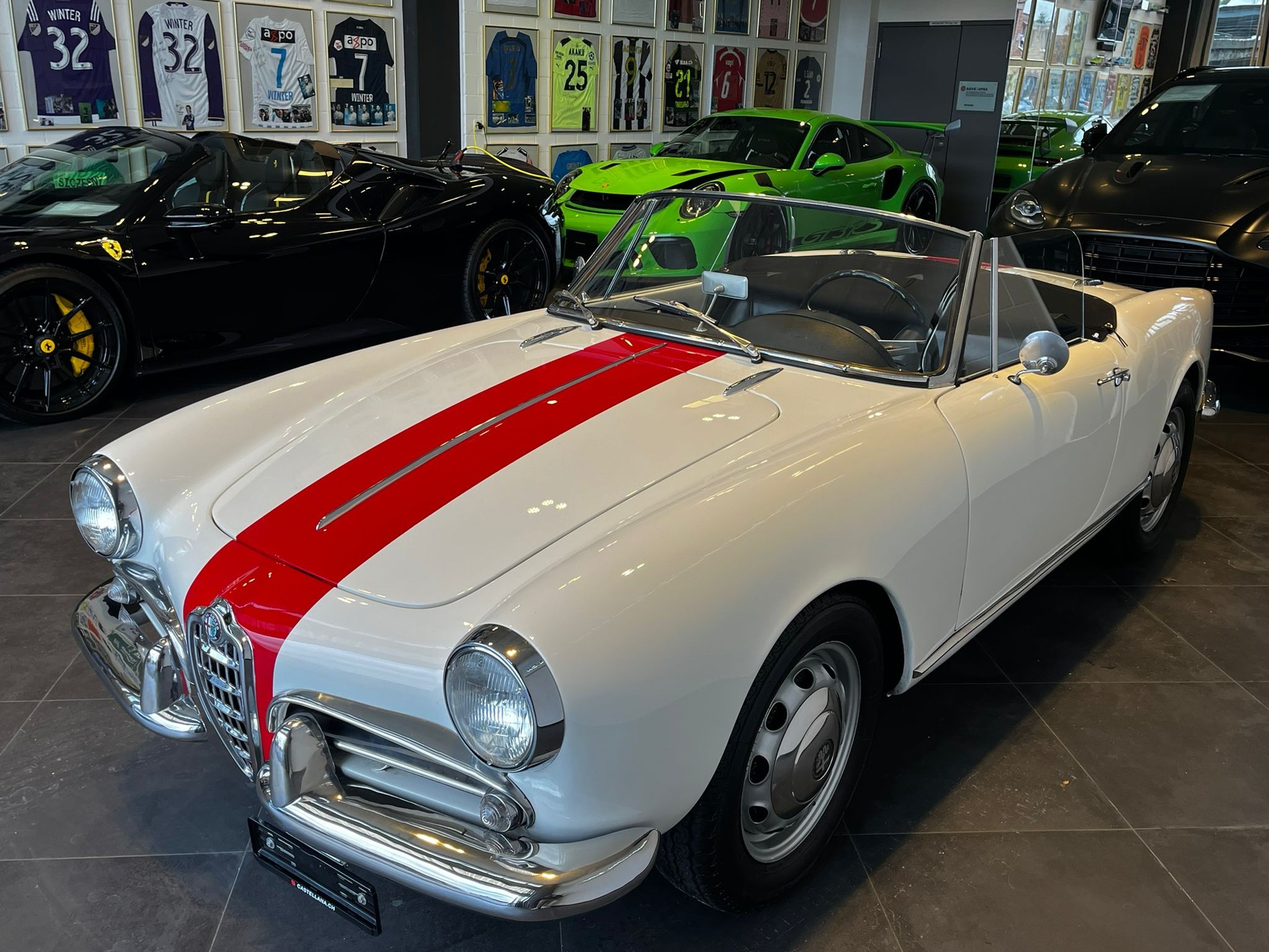 ALFA ROMEO GIULIETTA-showroom-element-3