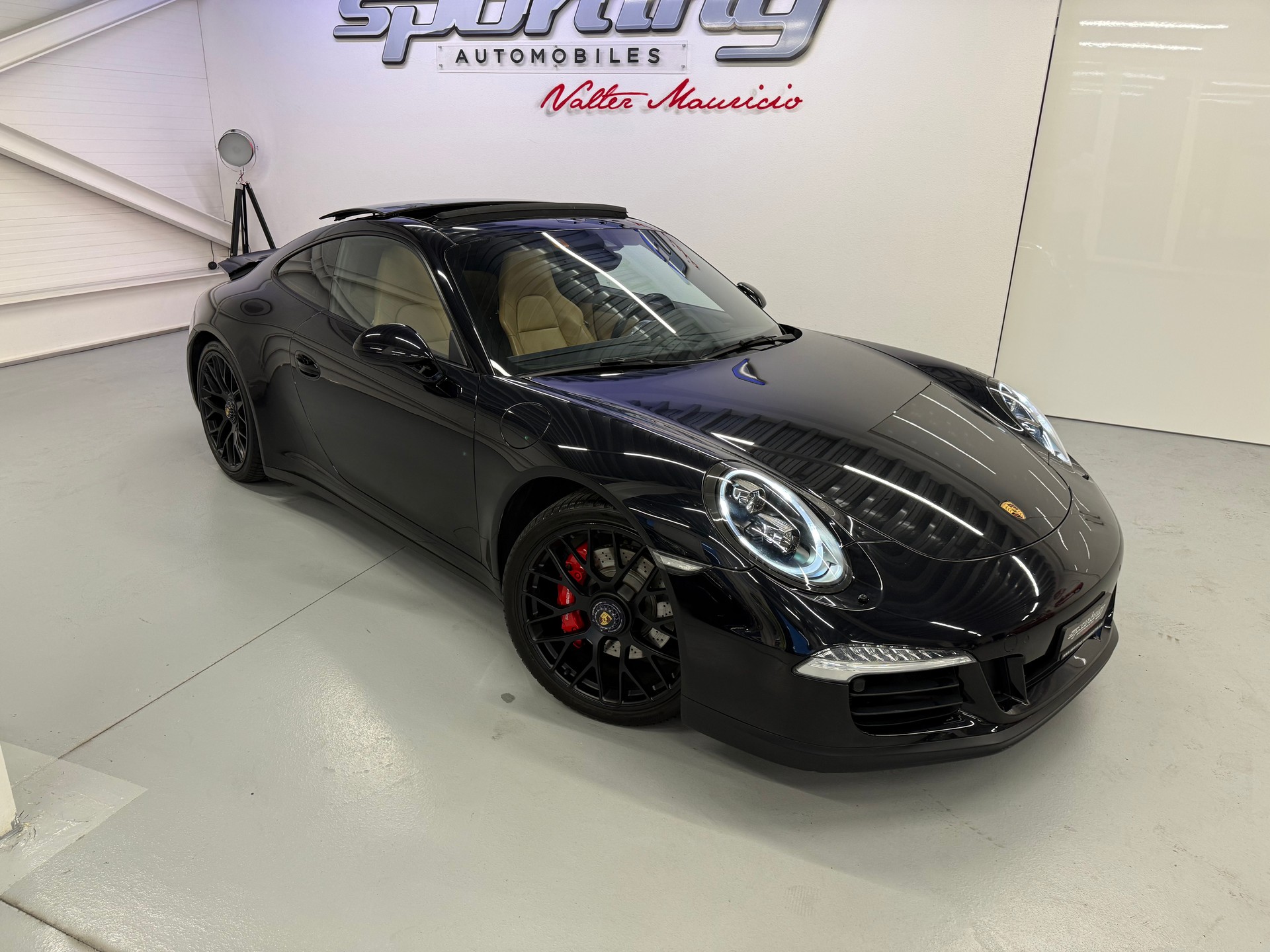 PORSCHE 911 Carrera 4 GTS PDK CH AUTO-showroom-element-2