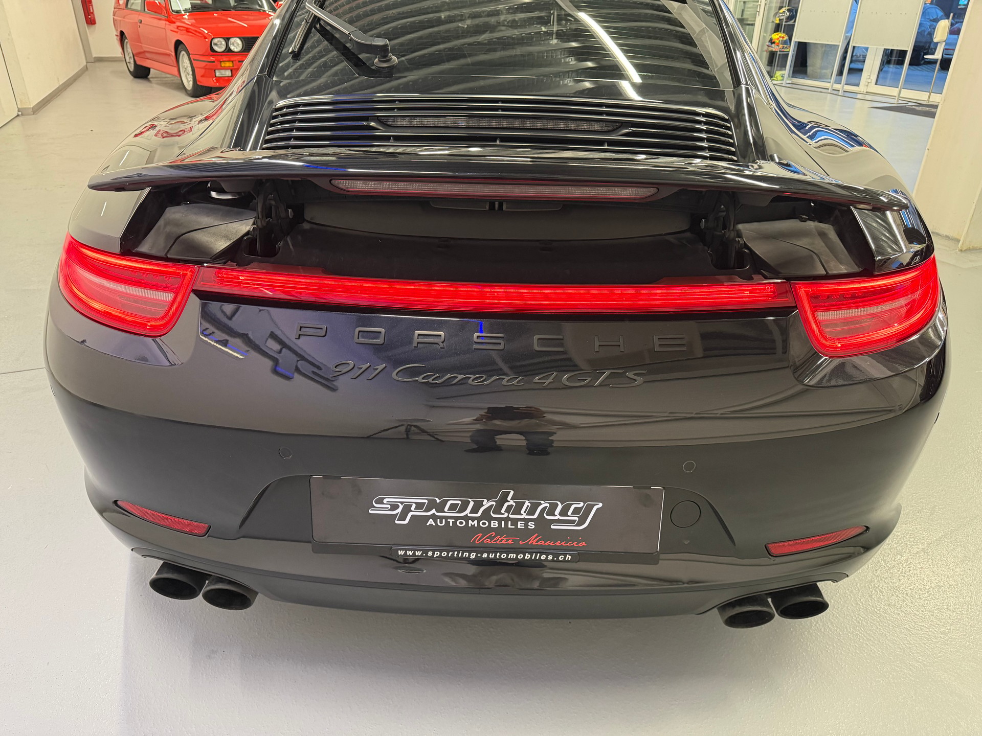 PORSCHE 911 Carrera 4 GTS PDK CH AUTO-image-9