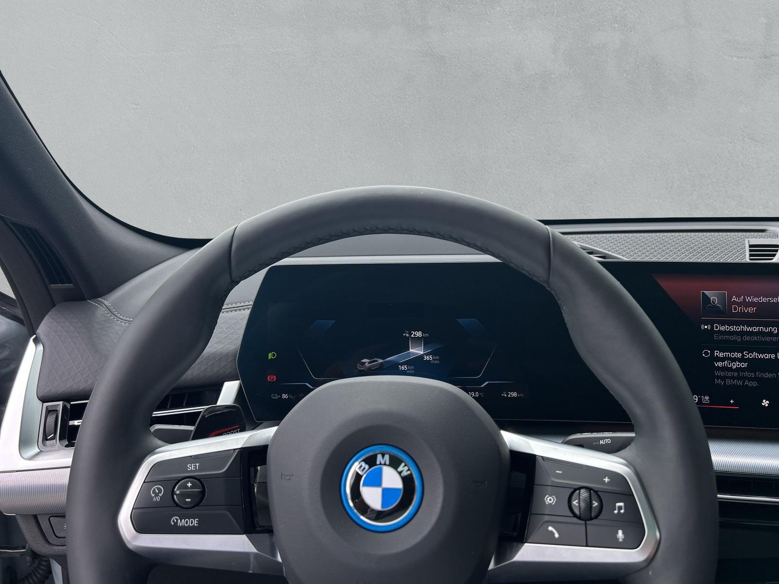 BMW iX2 30 xDrive M Sport Pro (CH) ** Action de leasing à 1.9% **-image-22
