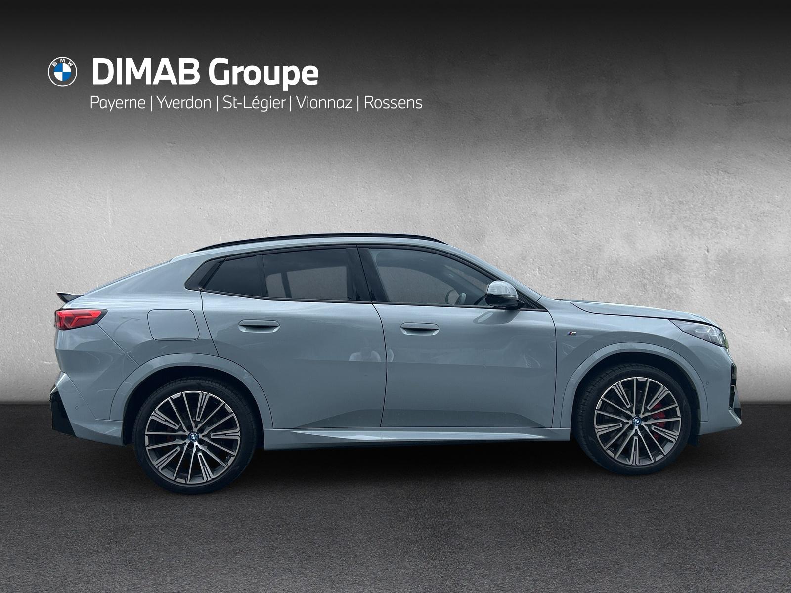 BMW iX2 30 xDrive M Sport Pro (CH) ** Action de leasing à 1.9% **-image-5