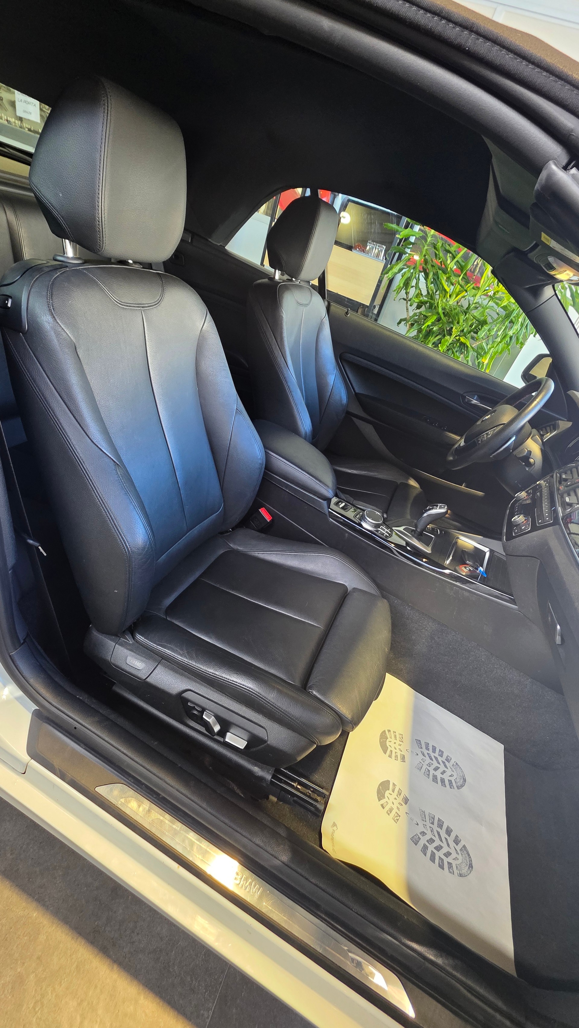 BMW 220i Sport Line Steptronic-image-12