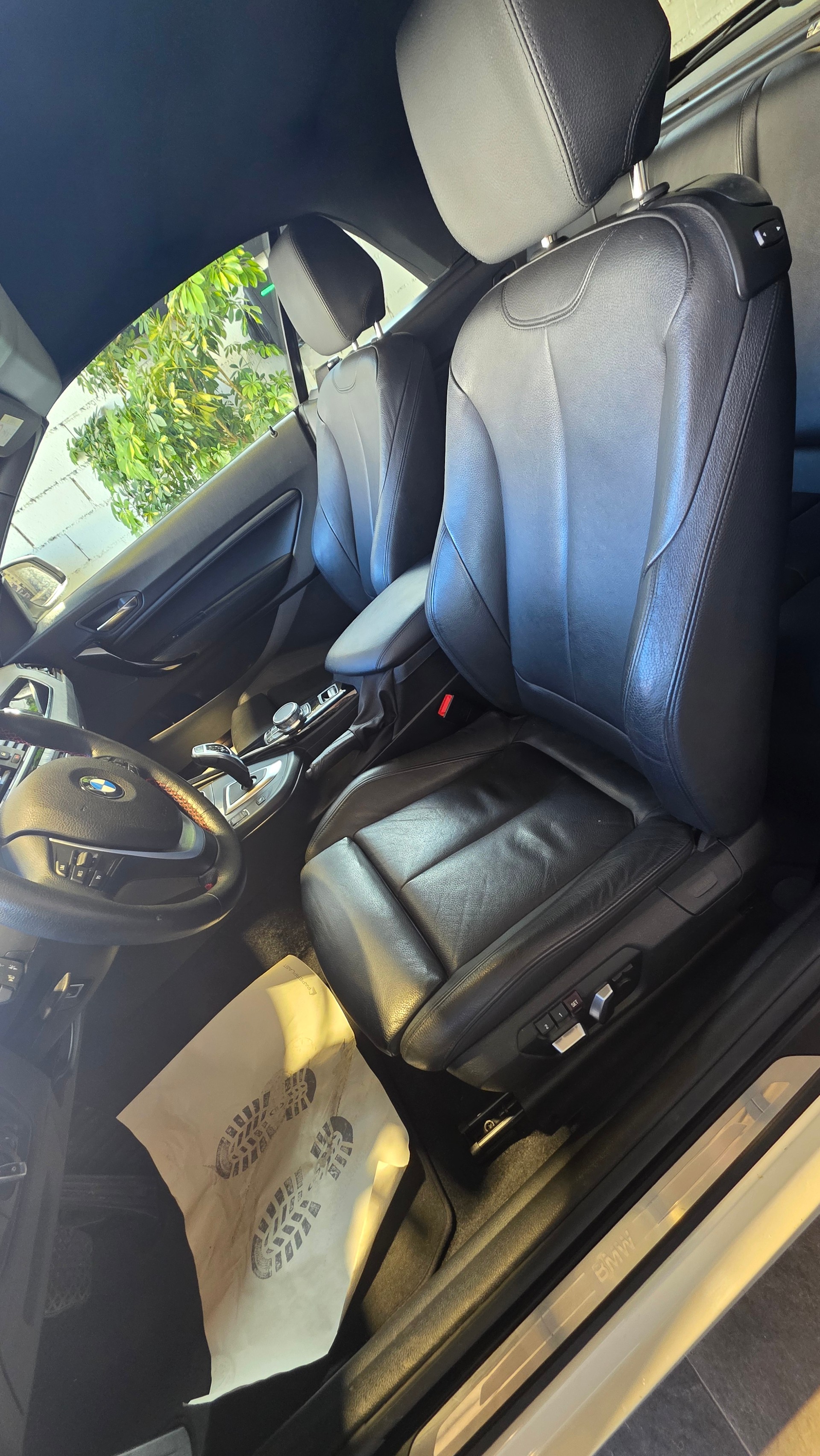 BMW 220i Sport Line Steptronic-image-11