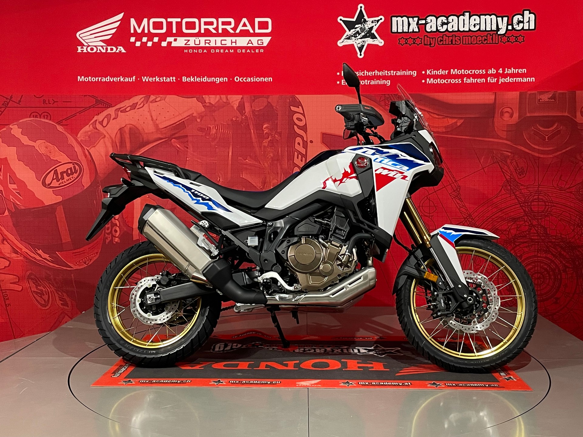 HONDA CRF1100L Africa Twin**Modell 2026**Pearl Glare White Tricolor**Neufahrzeug**