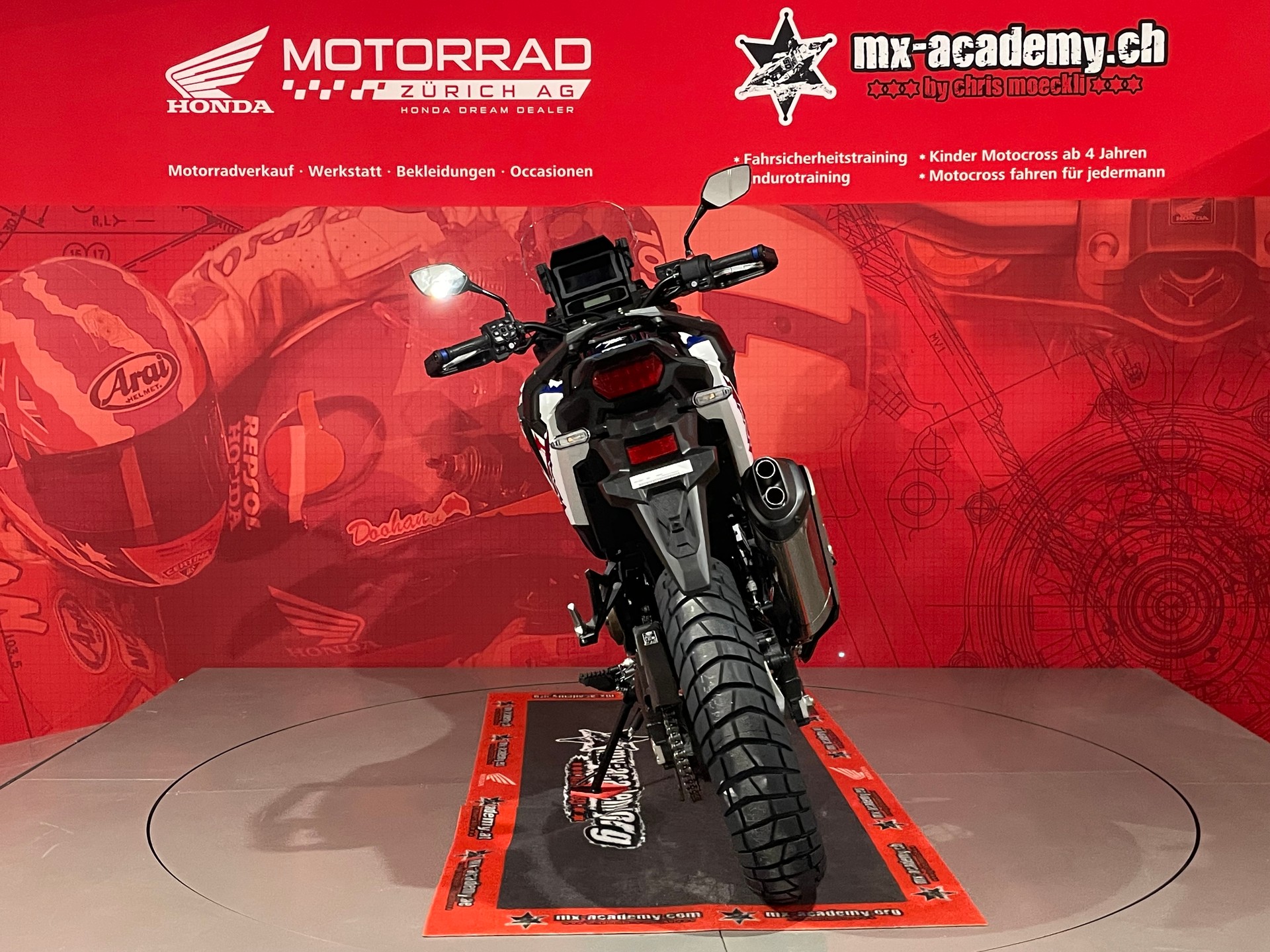 HONDA CRF1100L Africa Twin**Modell 2026**Pearl Glare White Tricolor**Neufahrzeug**-image-6