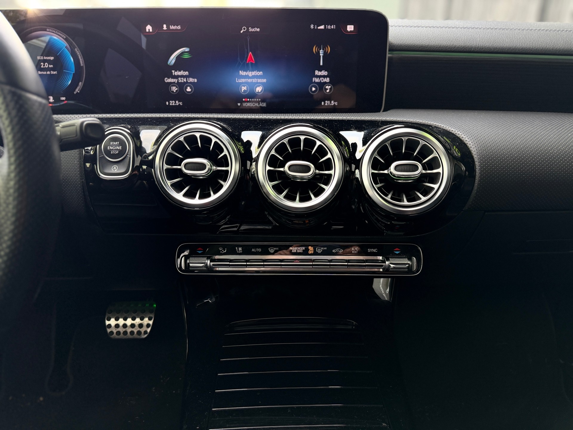 MERCEDES-BENZ A 250 4Matic AMG Line 4Matic 7G-DCT-image-12
