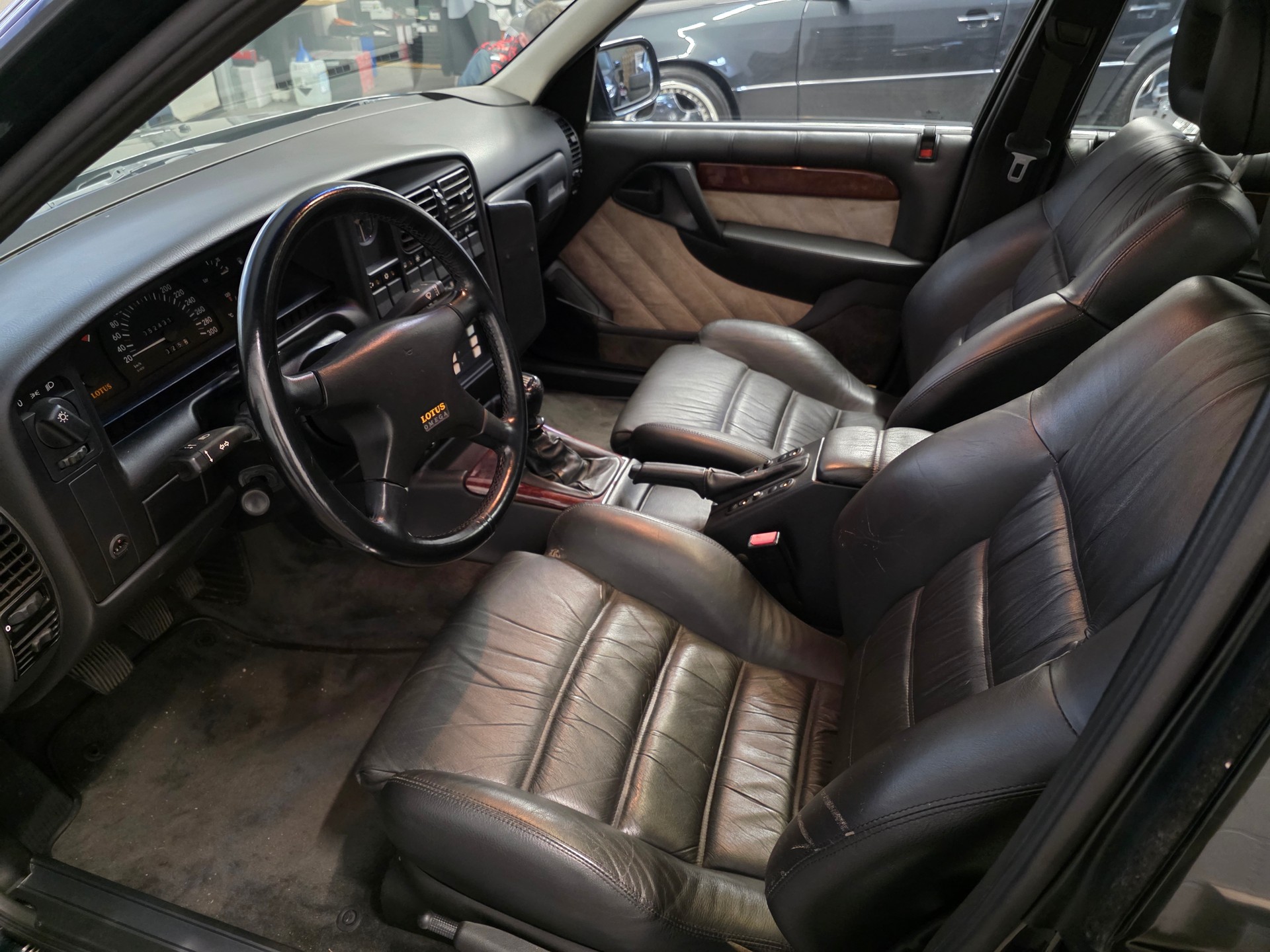 OPEL Omega Lotus 3.6 Bi-Turbo Veteranteintrag-showroom-element-3