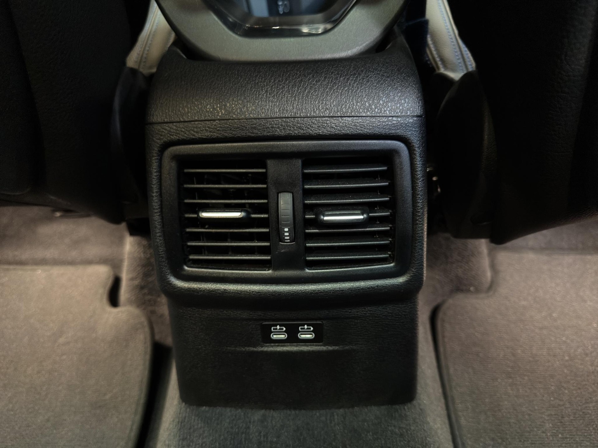 BMW X1 20d xDrive M Sport-image-10