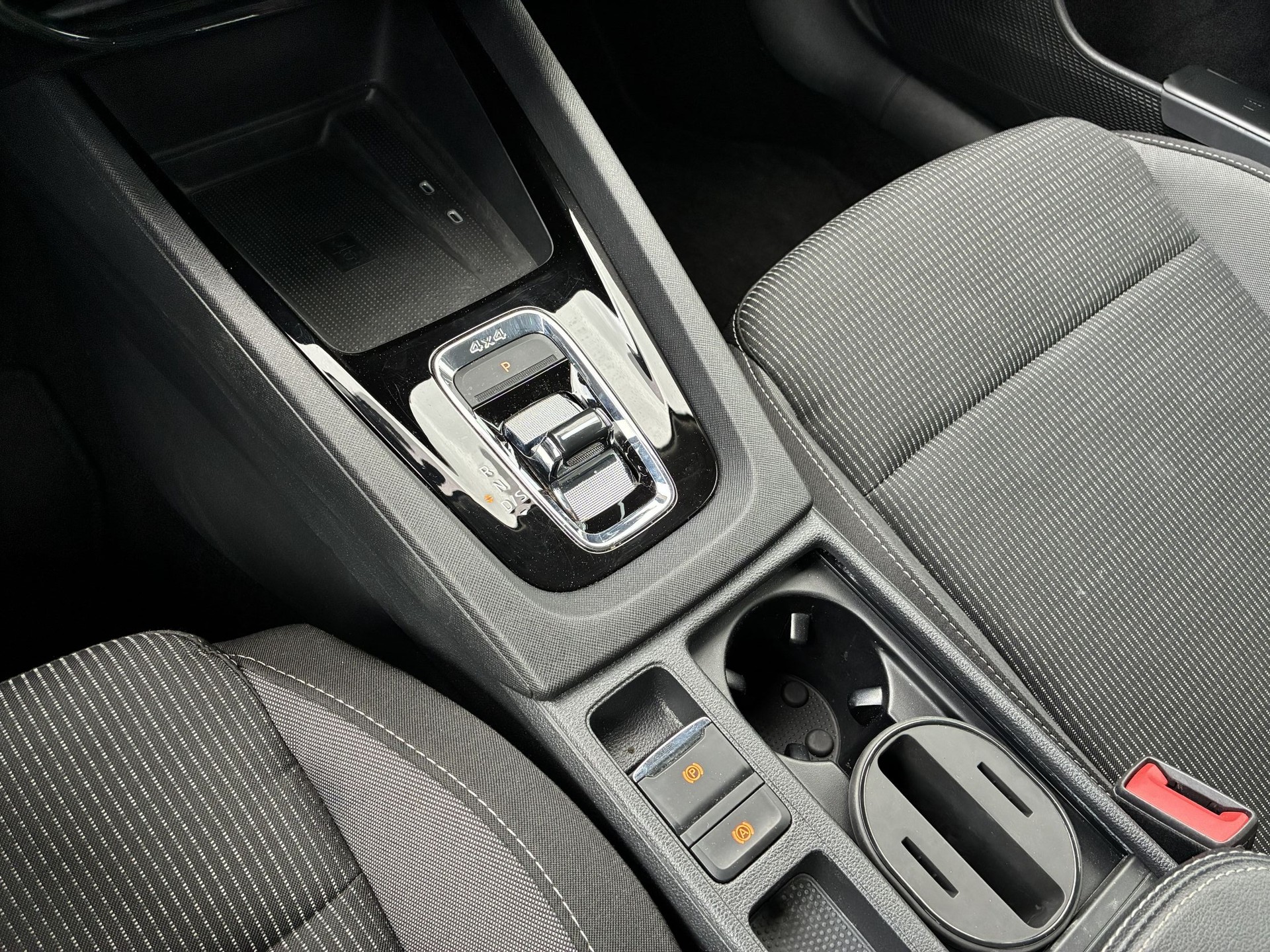 SKODA Octavia Combi 2.0 TSI Ambition DSG 4x4-image-11