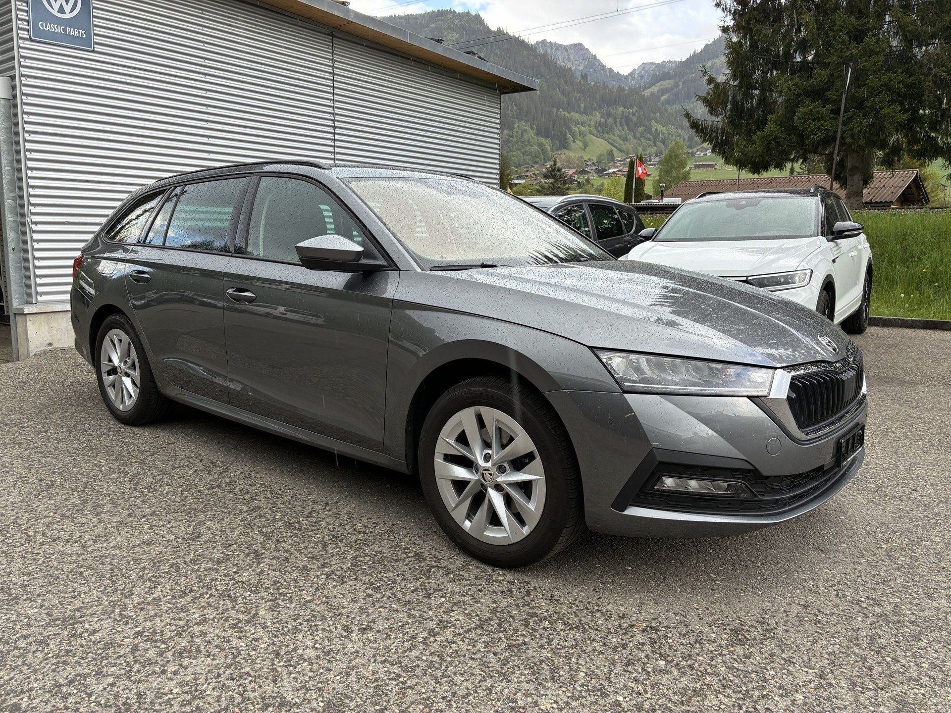 SKODA Octavia Combi 2.0 TSI Ambition DSG 4x4-image-2