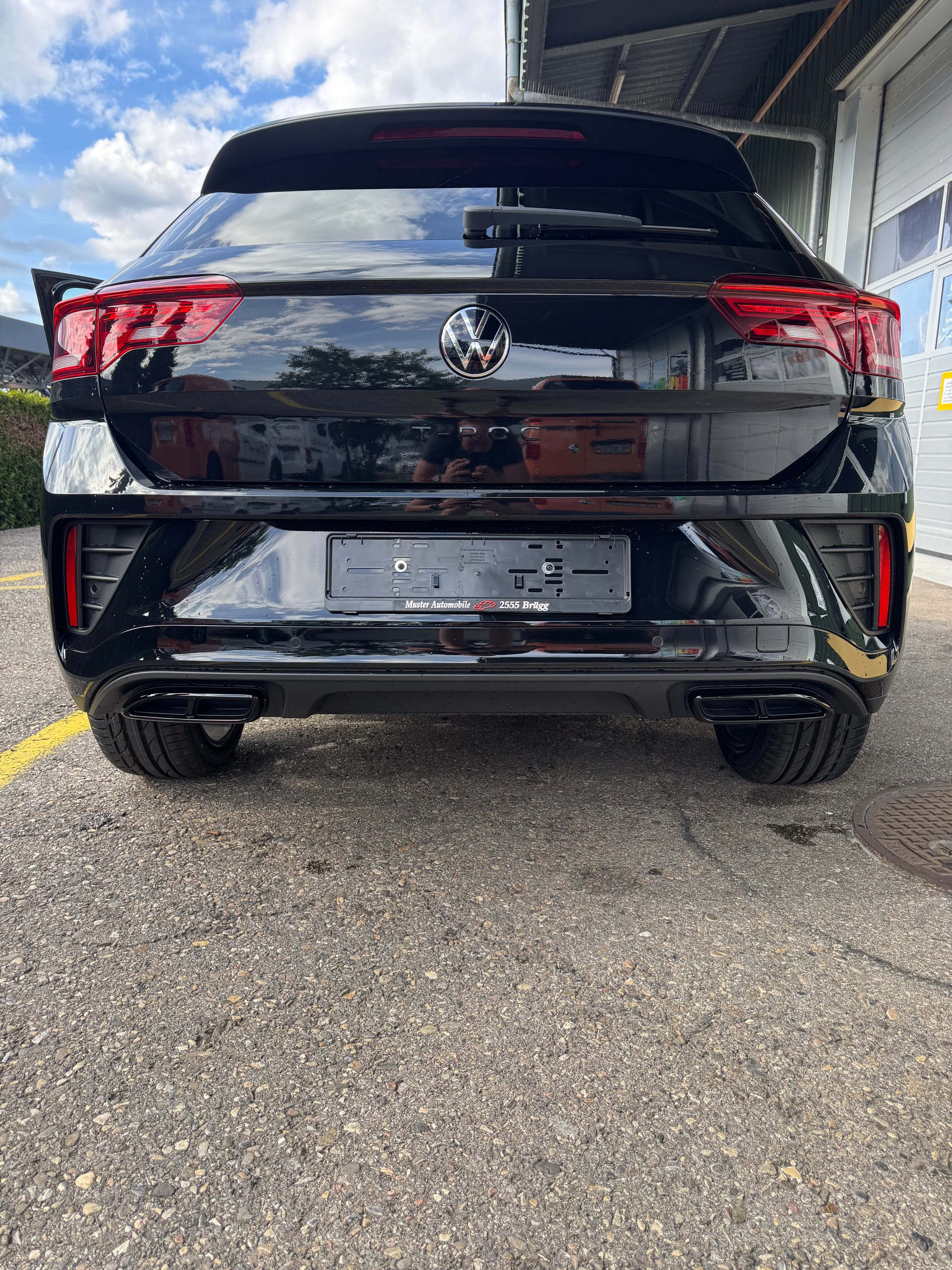 VW T-Roc 1.5 TSI EVO R-Line DSG Black Pack Anhängerkupplung 19 Zoll Alu Glasschiebedach mit 40 % Rabatt !-image-24