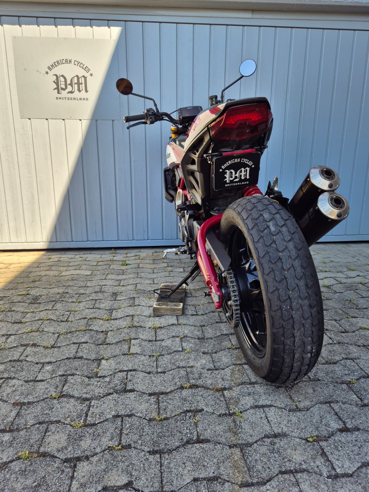 INDIAN 1200S Carbon-image-2