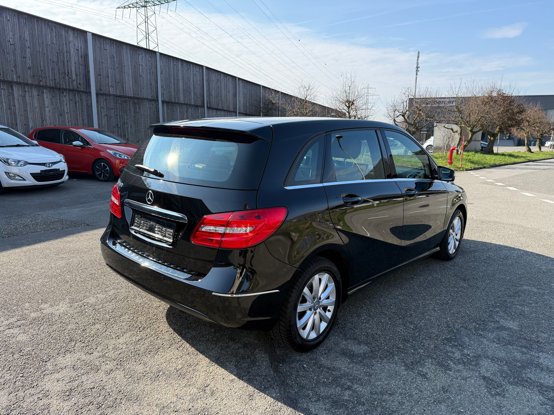 MERCEDES-BENZ B 200 7G-DCT-image-4