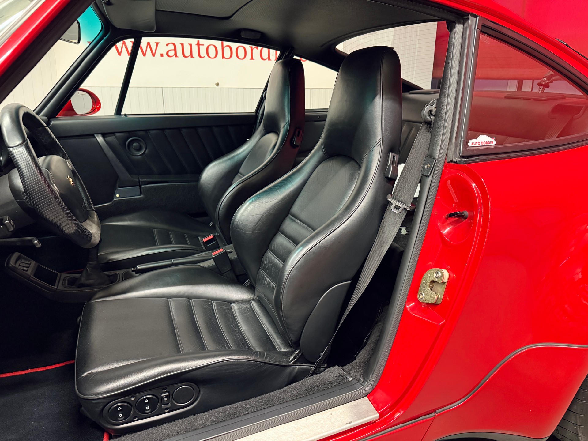 PORSCHE 911 Turbo II 964 „Indischrot & Turbo-Sitze“-image-6