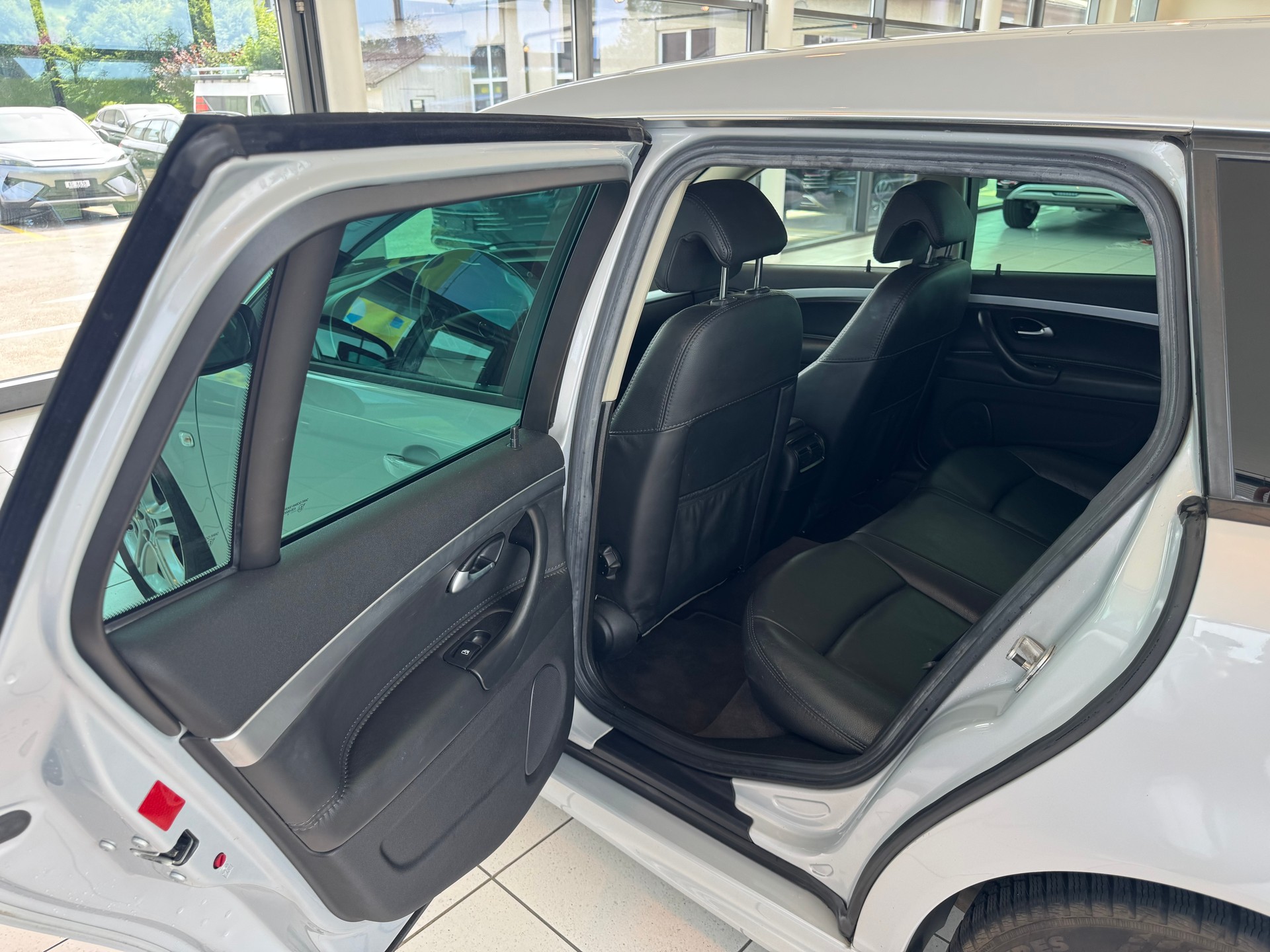 SAAB 9-3 2.8T V6 Aero XWD Automatic-image-18