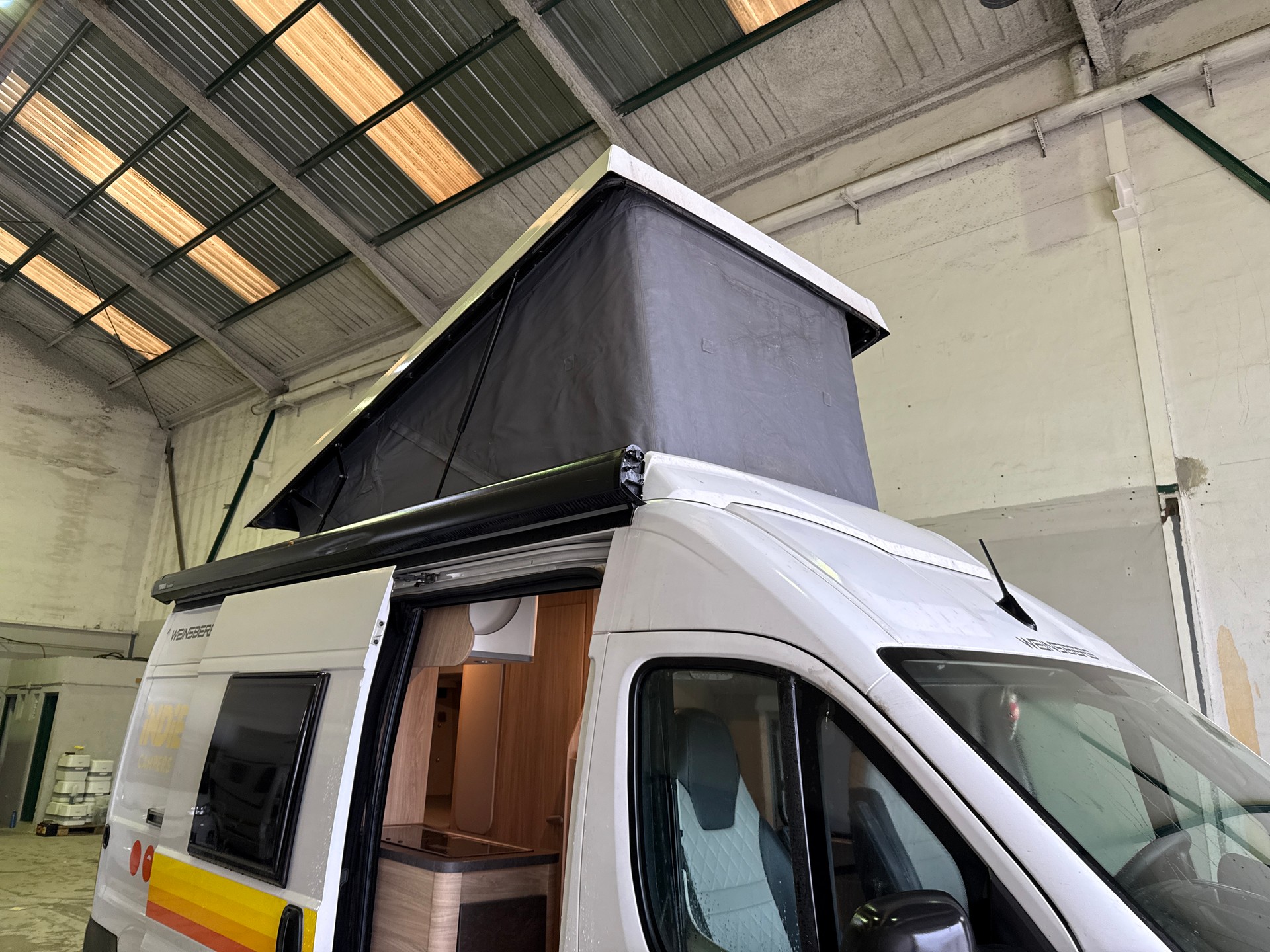 FIAT 2024 Fiat Ducato Weinsberg Carabus | Schaltgetriebe | Aufstelldach-image-1