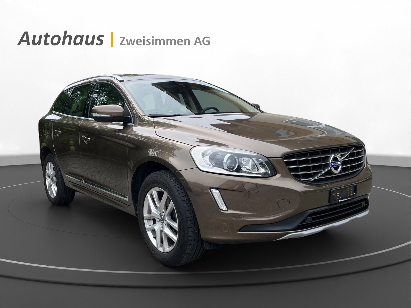 VOLVO XC60 D4 AWD Summum Geartronic-image-4