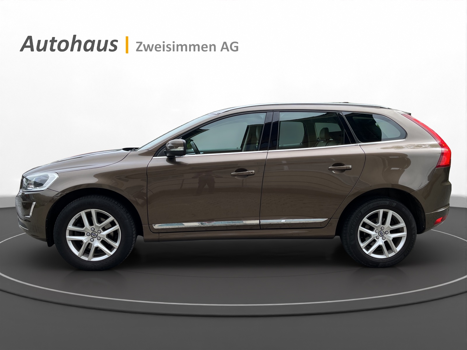 VOLVO XC60 D4 AWD Summum Geartronic-showroom-element-1