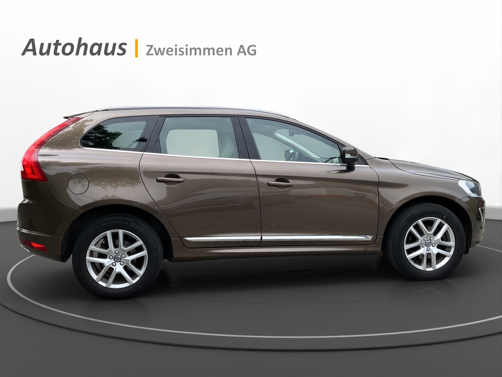 VOLVO XC60 D4 AWD Summum Geartronic-image-6